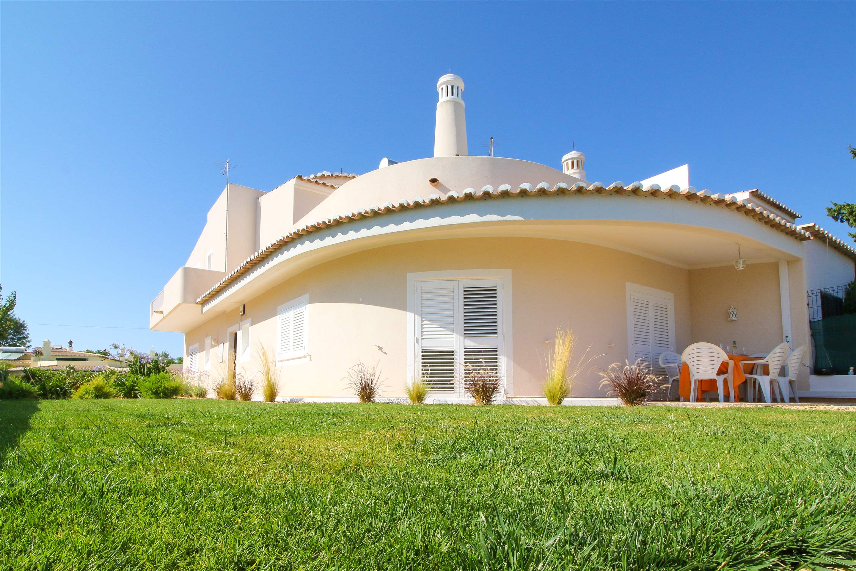Villa Amalia, 3 bedroom villa in Carvoeiro Area, Algarve Photo #12