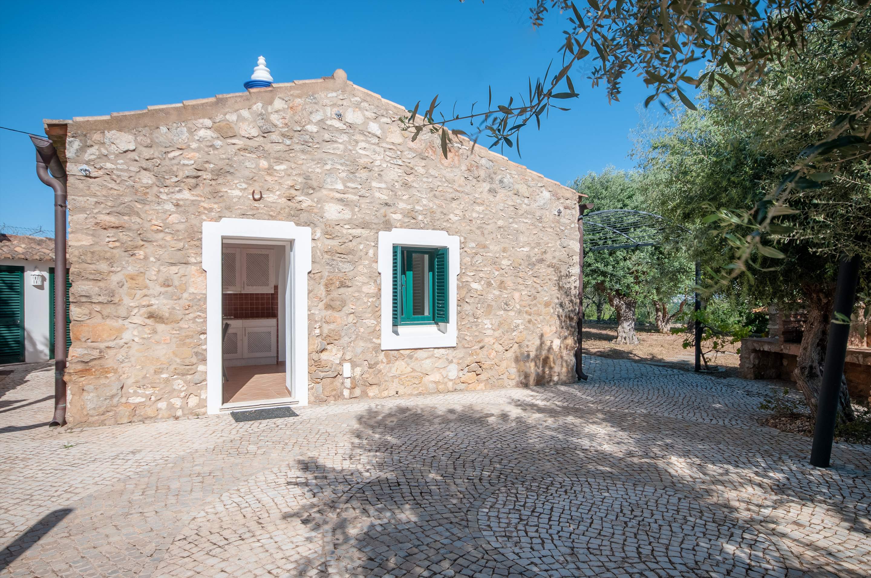 Casa Alemao, Main House + annexe, 6 bedrooms, 6 bedroom villa in Vilamoura Area, Algarve Photo #38