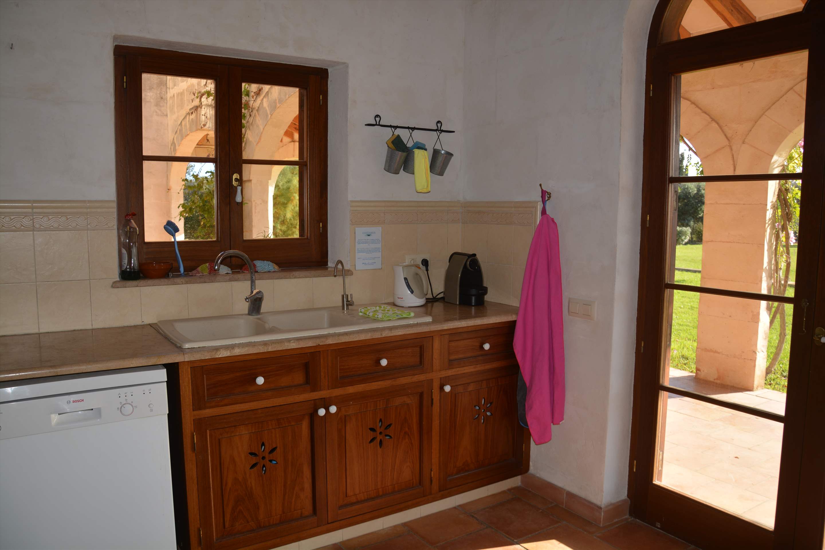 Les Arcs, 5 bedroom villa in Mahon, San Luis & South East, Menorca Photo #10