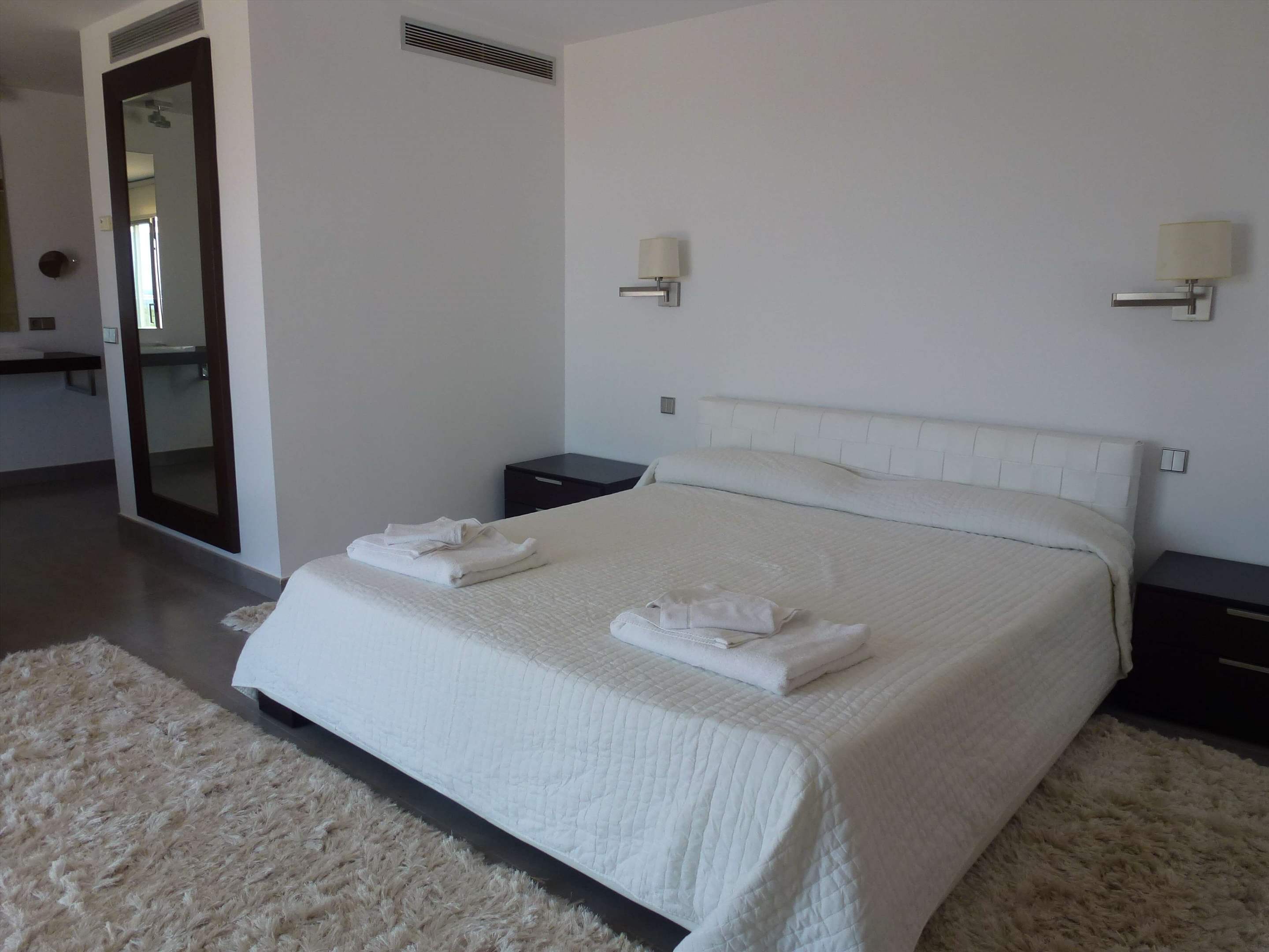 Casa Pitiusa, 5 Bedroom rate, 5 bedroom villa in Mahon, San Luis & South East, Menorca Photo #11