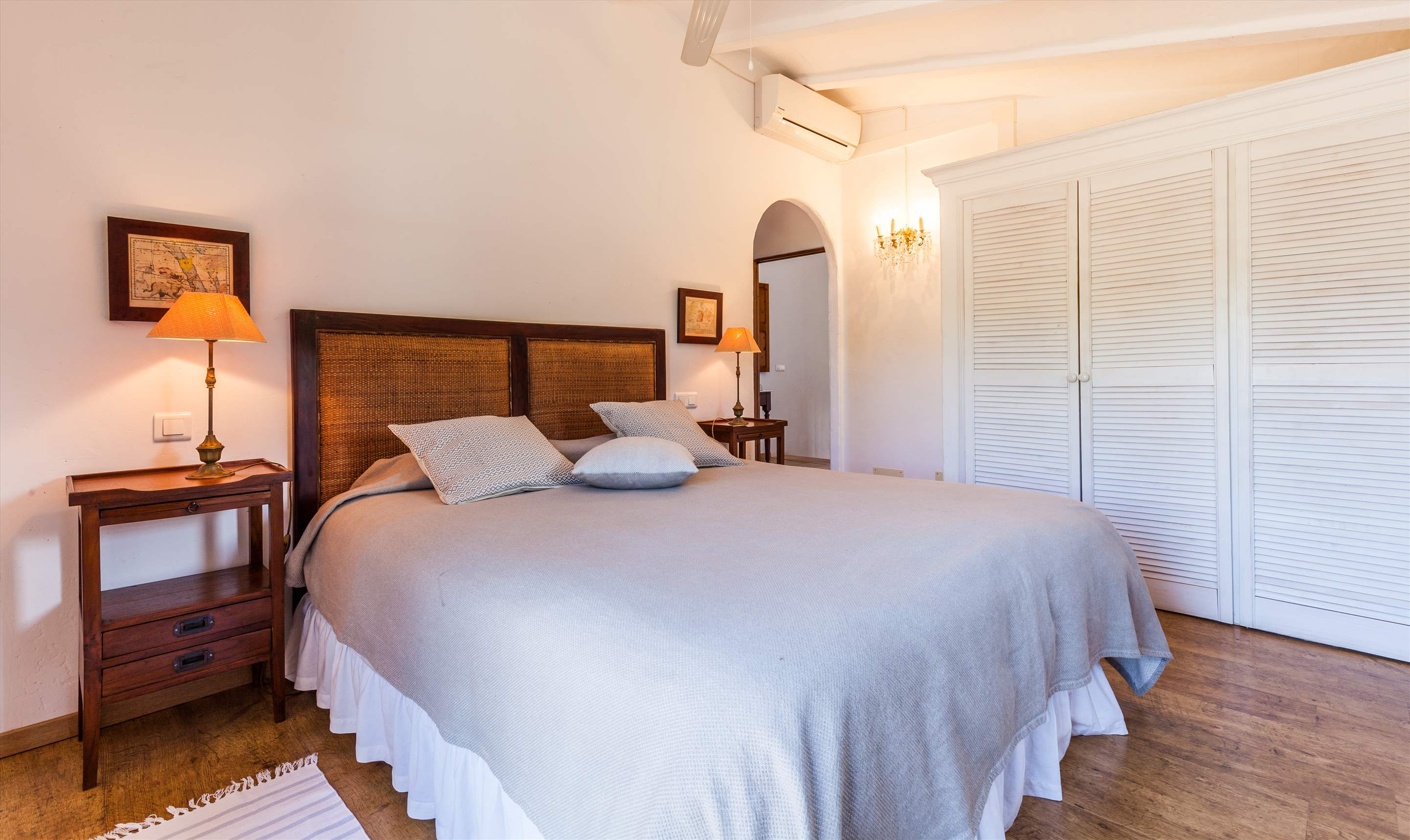Villa Ca'n Teulada, 9-12 persons, 6 bedroom villa in Pollensa & Puerto Pollensa, Majorca Photo #15