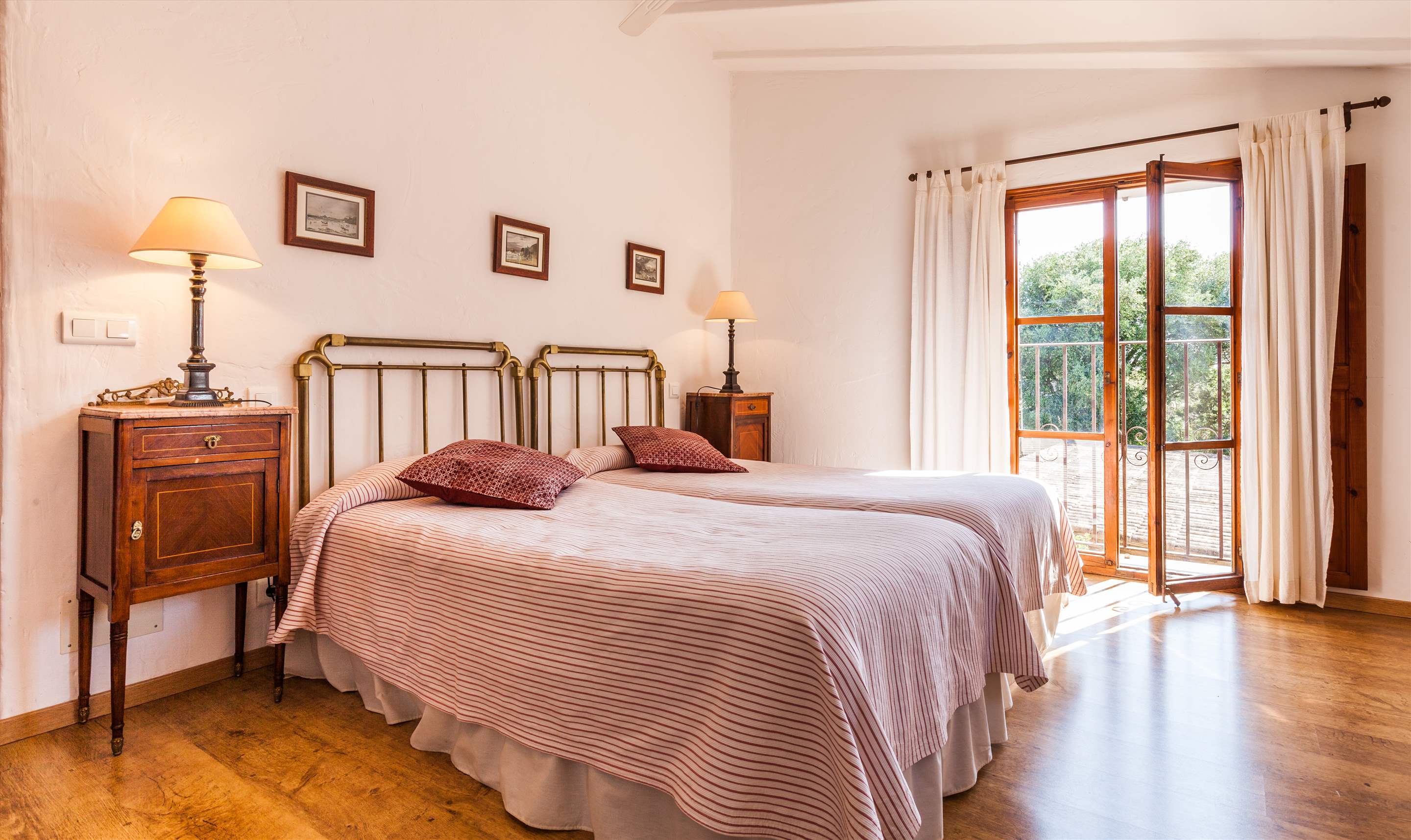 Villa Ca'n Teulada, 9-12 persons, 6 bedroom villa in Pollensa & Puerto Pollensa, Majorca Photo #17