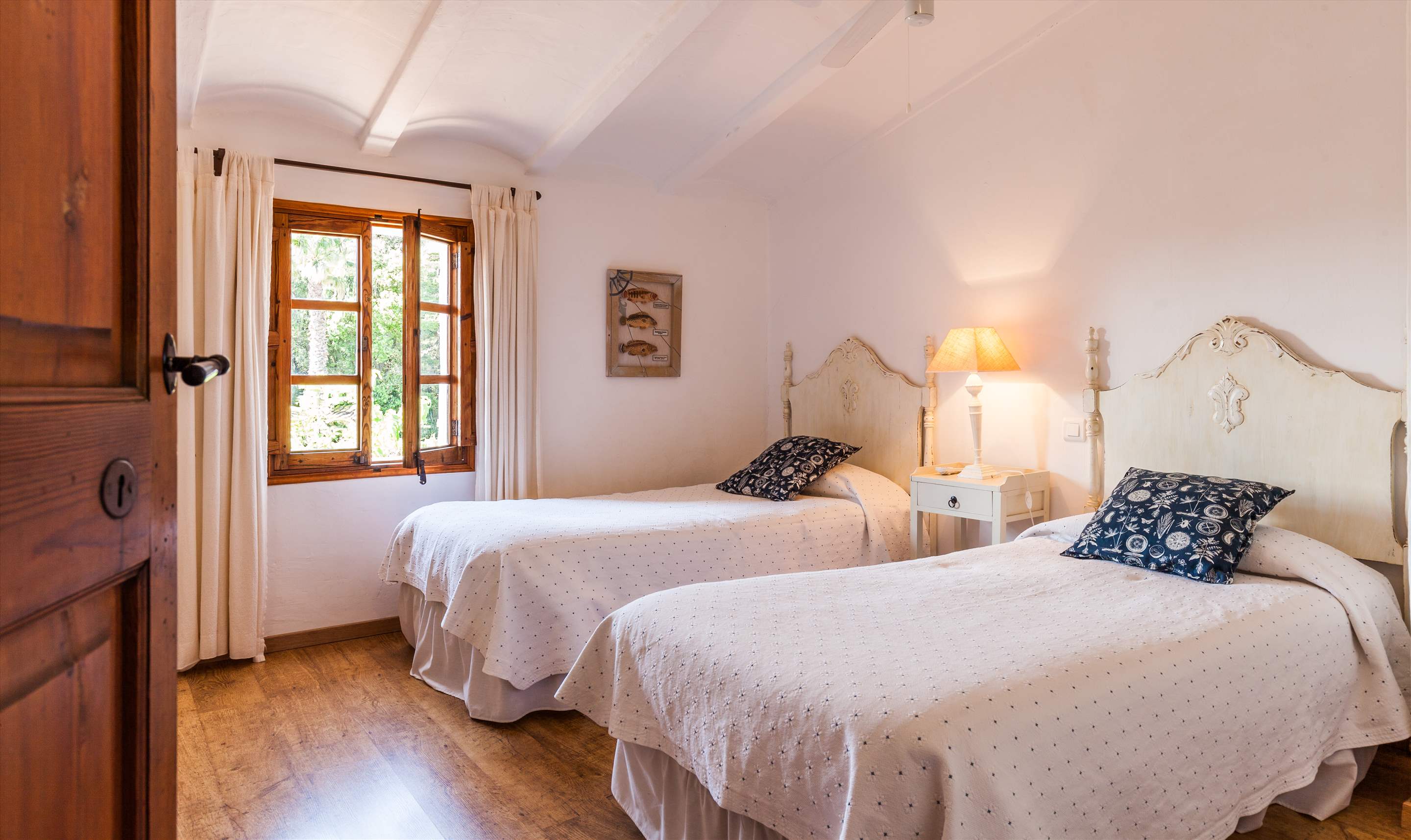 Villa Ca'n Teulada, 9-12 persons, 6 bedroom villa in Pollensa & Puerto Pollensa, Majorca Photo #18
