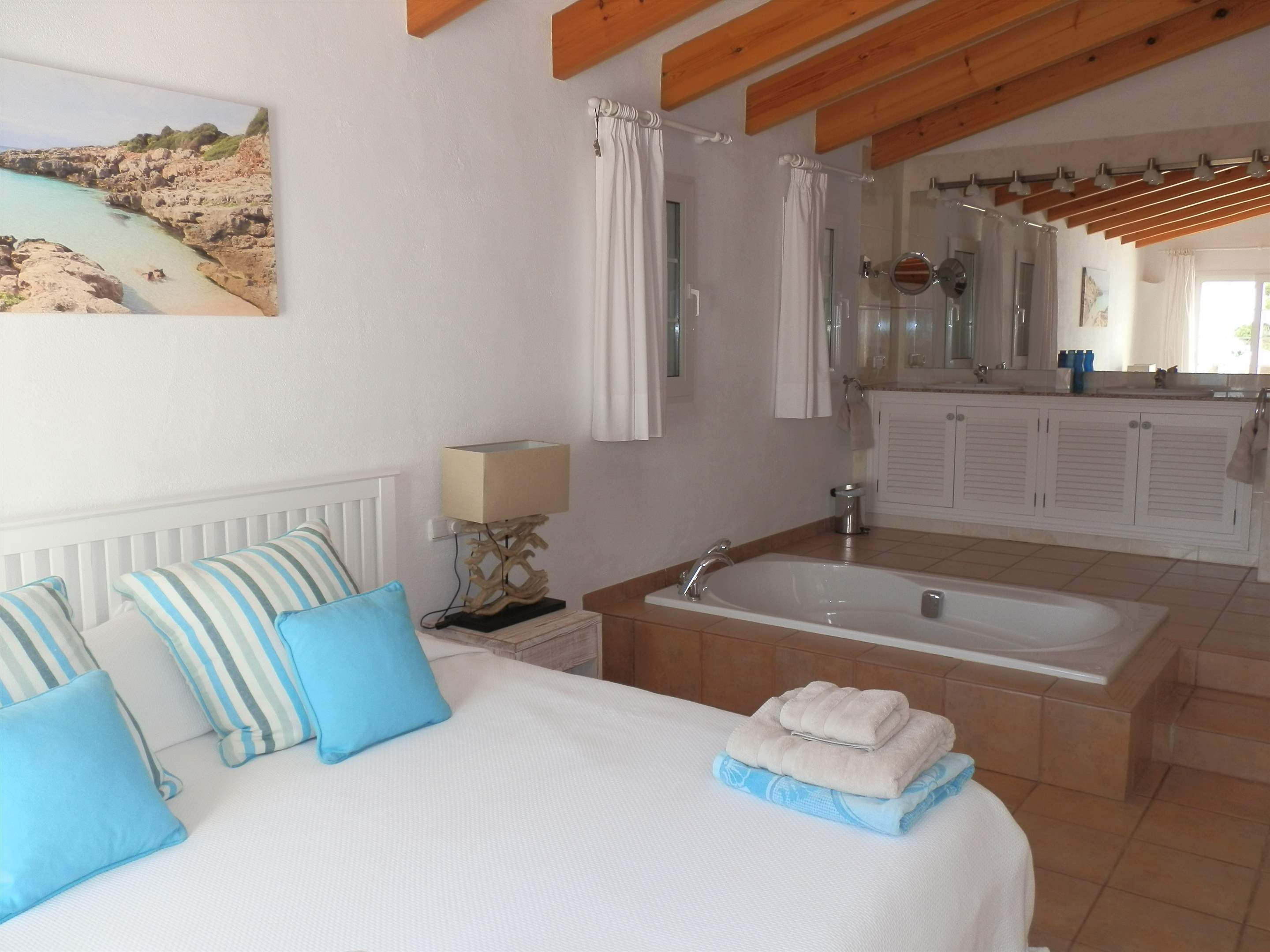 Casa del Mar de Ana-Cristo, 5 Bedroom rate, 5 bedroom villa in Mahon, San Luis & South East, Menorca Photo #17