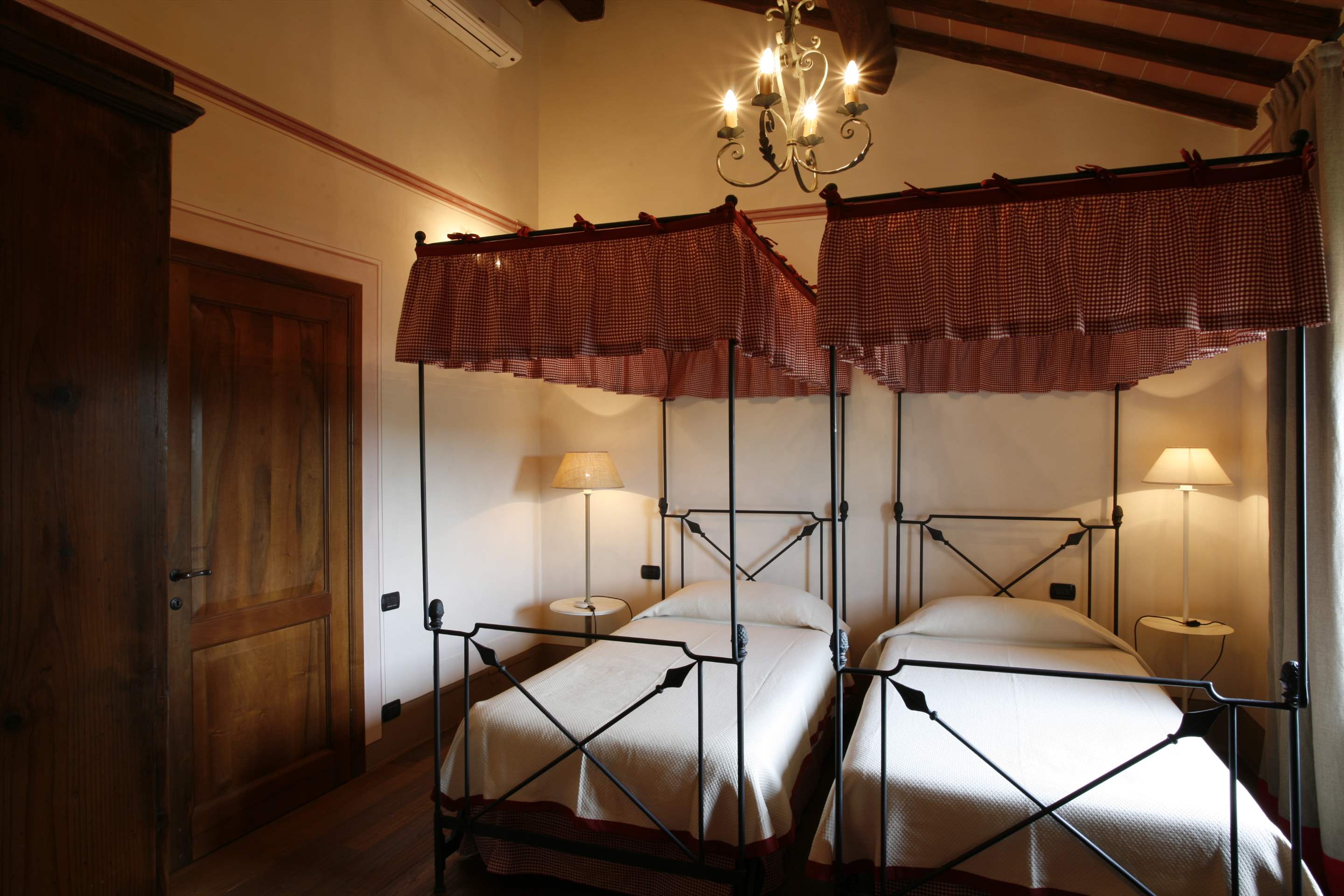 Villa Mercatale, 6 Bedroom rate, 6 bedroom villa in Chianti & Countryside, Tuscany Photo #22