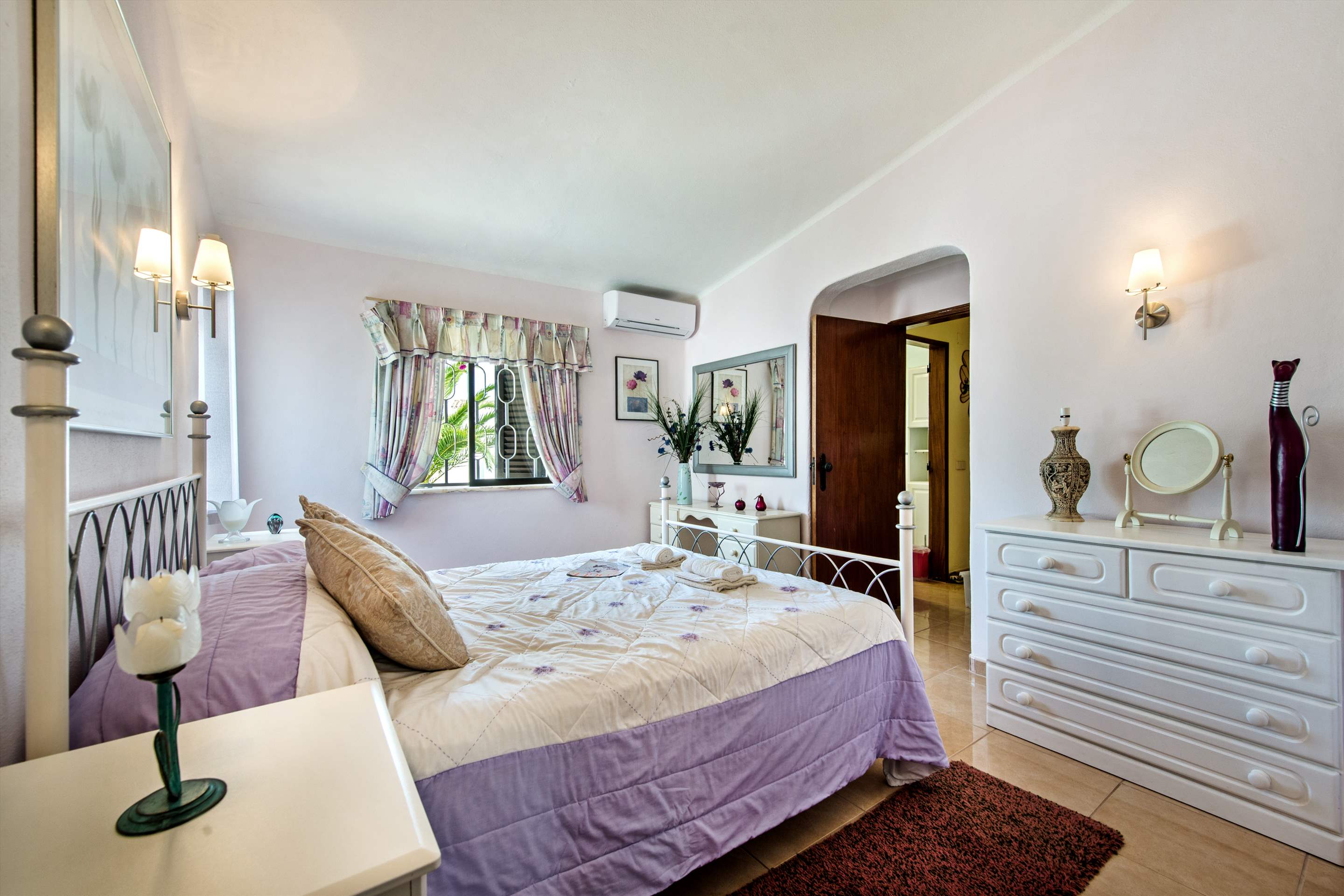 Casa Amizade, 3 bedroom villa in Gale, Vale da Parra and Guia, Algarve Photo #15
