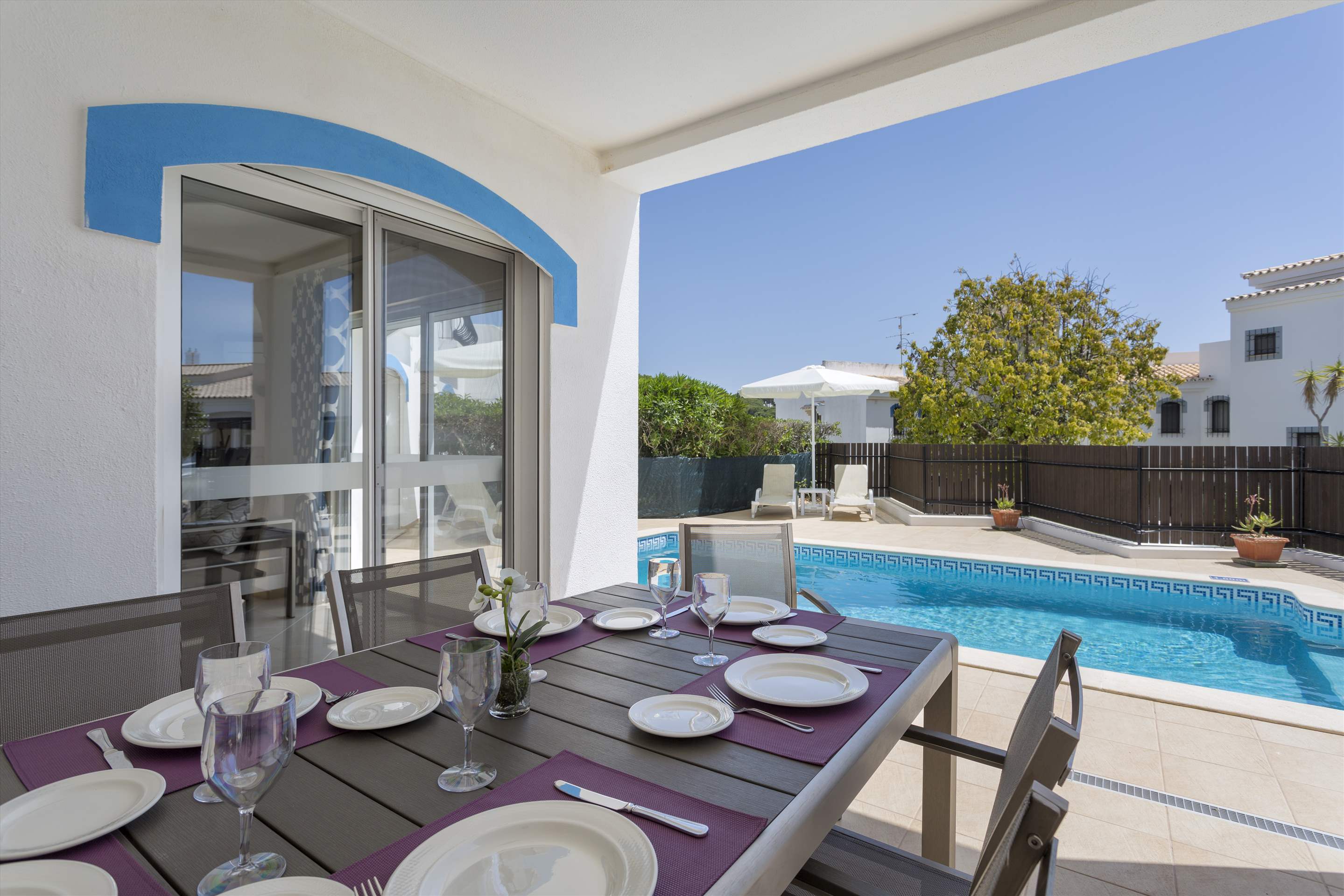 Villa Miranda, 3 bedroom villa in Dunas Douradas, Algarve Photo #8
