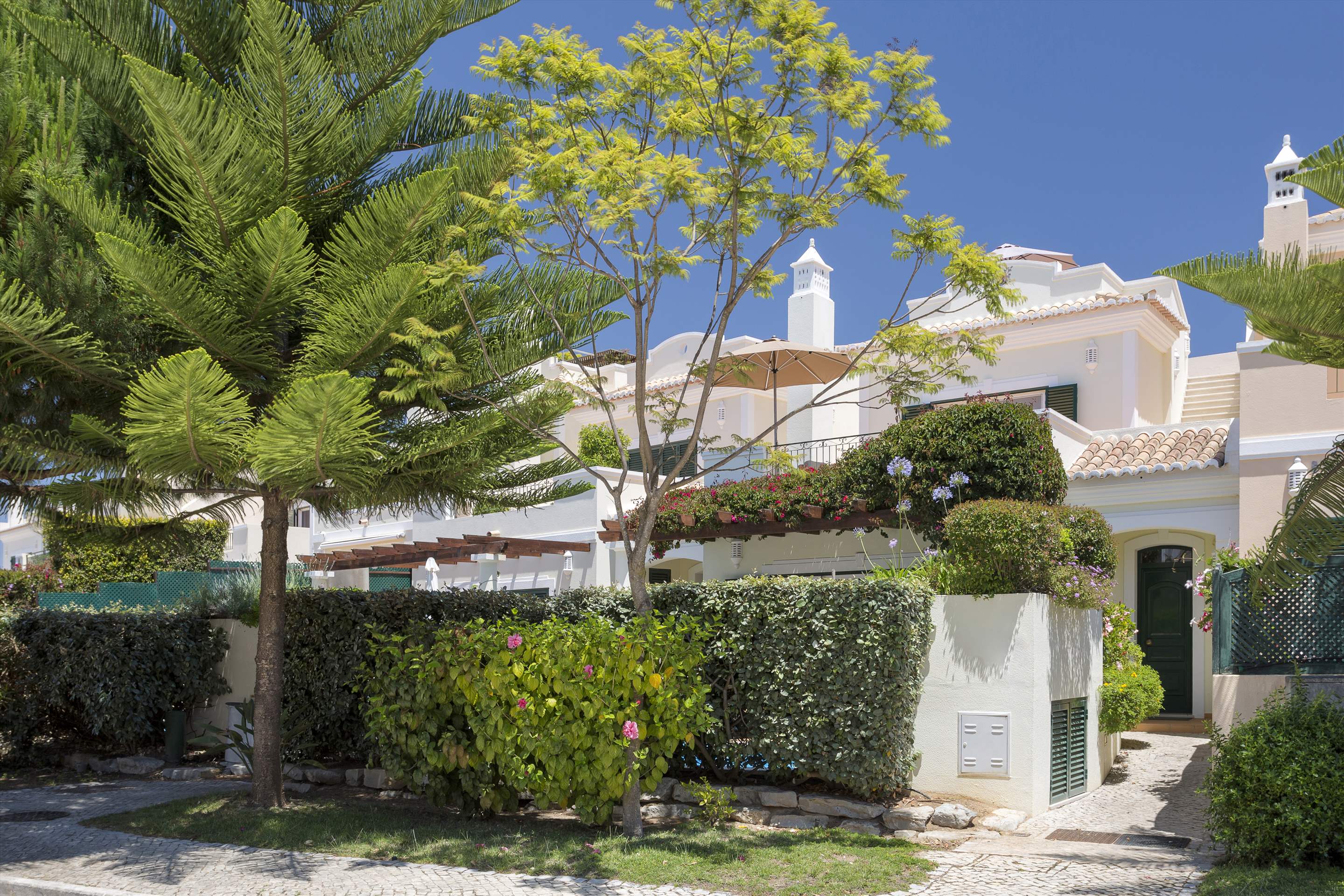 Villa Martina, 3 bedroom villa in Vale do Lobo, Algarve Photo #9