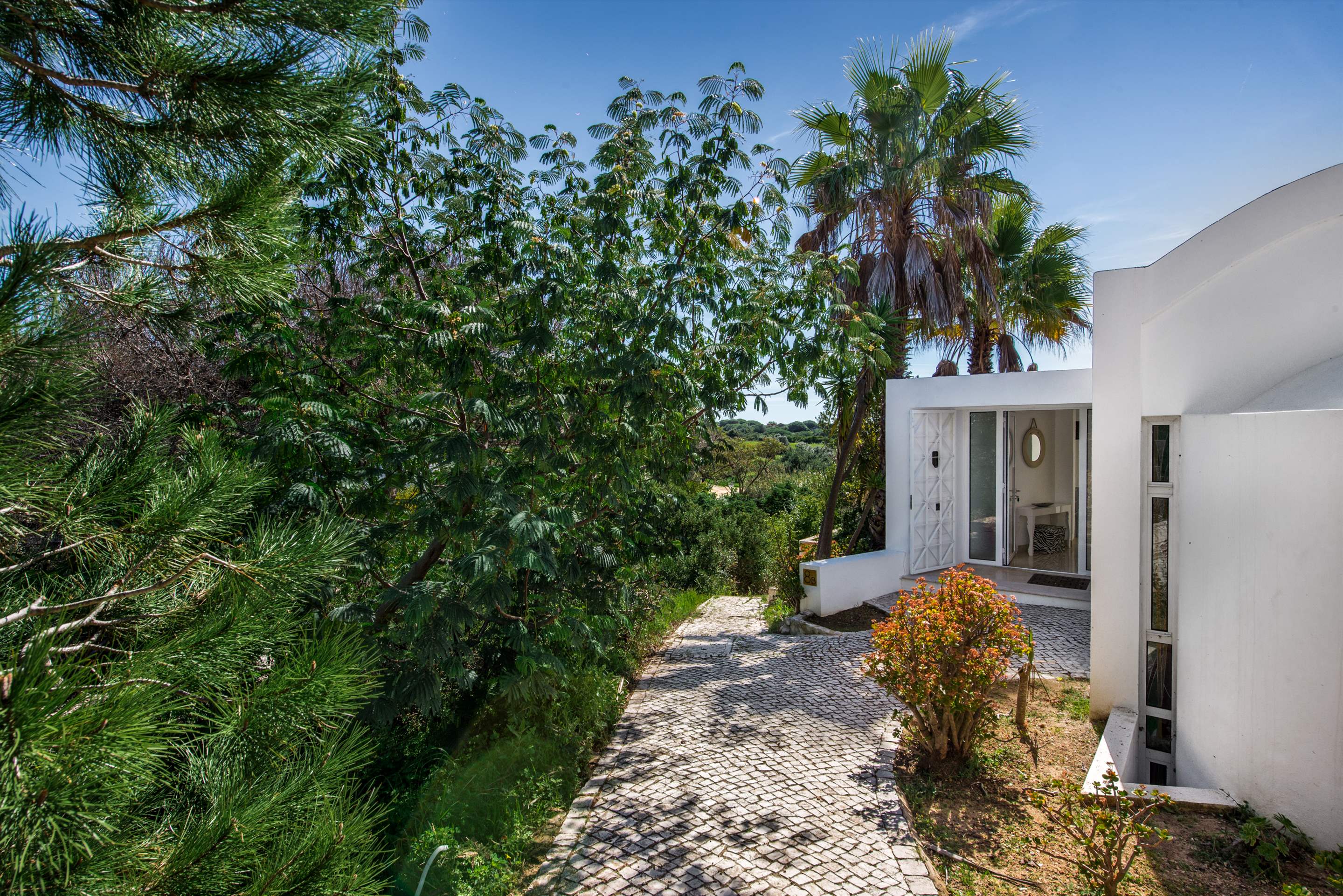 Estrela do Mar, 2 bedroom villa in Gale, Vale da Parra and Guia, Algarve Photo #18