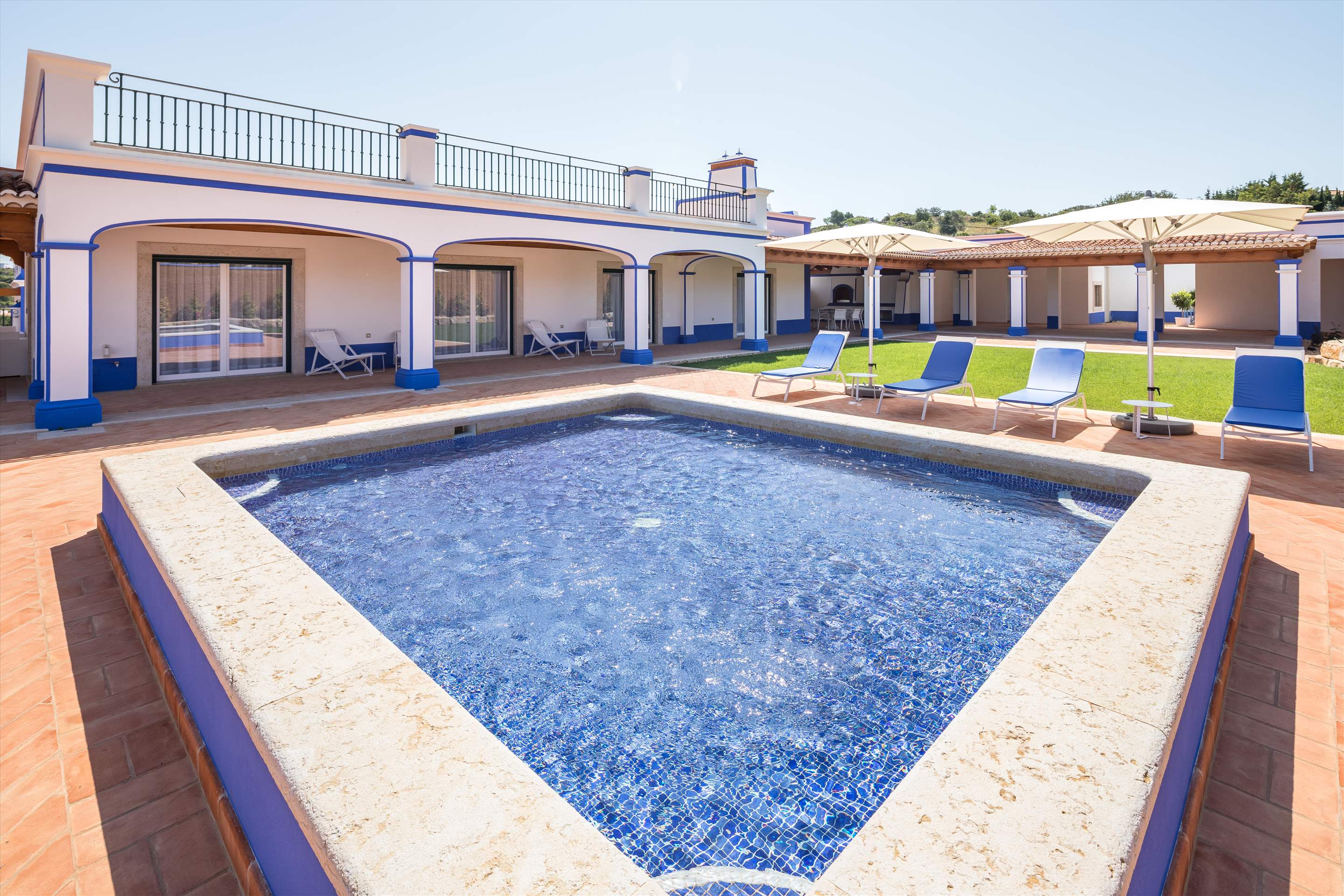 Villa Sky One, 3 bedroom villa in Vilamoura Area, Algarve Photo #4