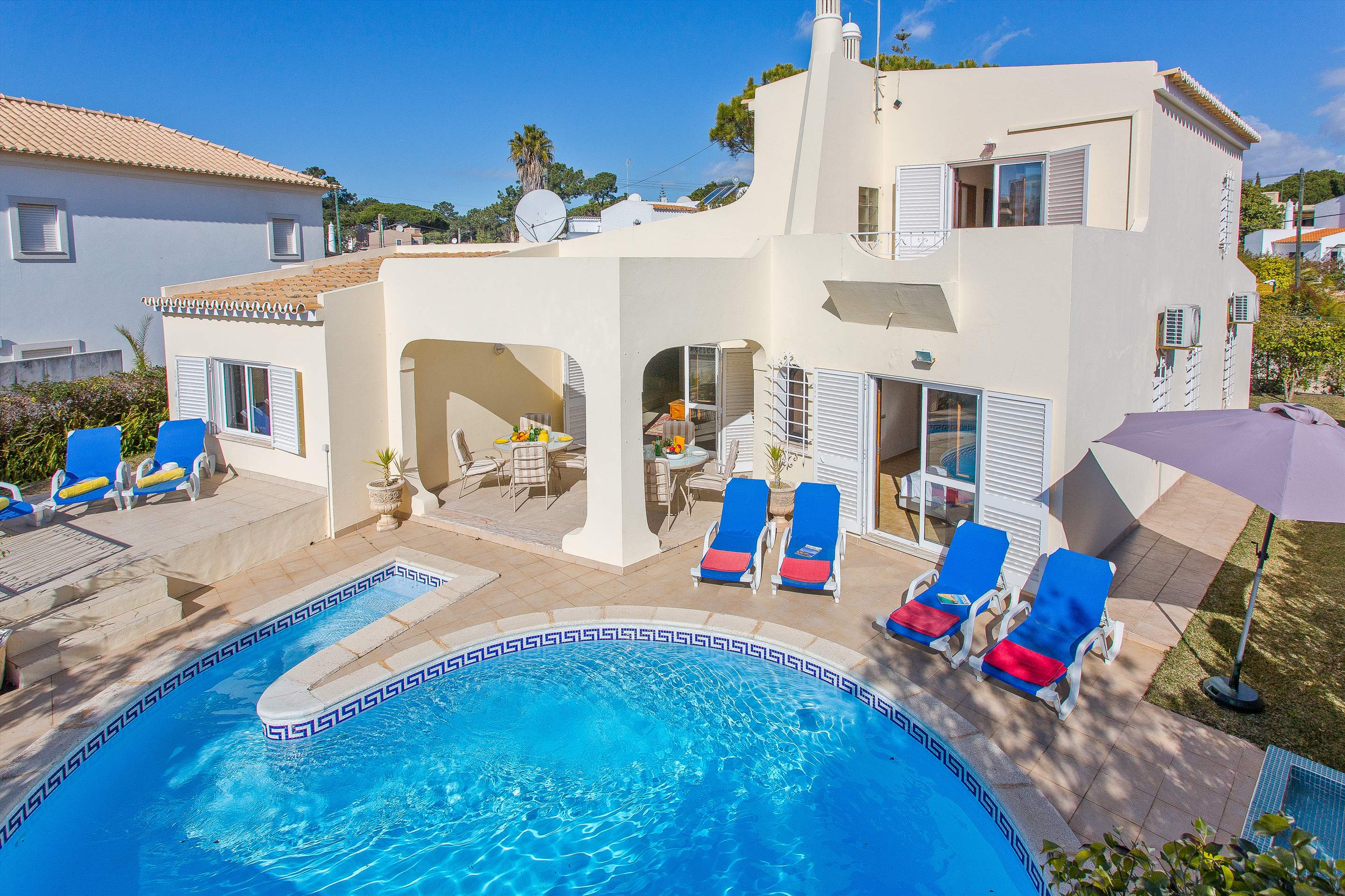Villa Stephoss, 4 bedroom villa in Vilamoura Area, Algarve Photo #10
