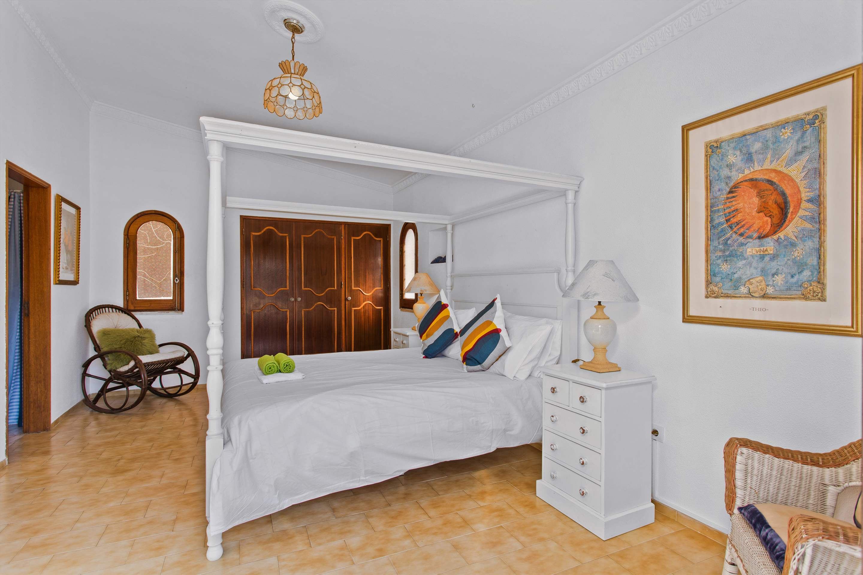 Villa Stephoss, 4 bedroom villa in Vilamoura Area, Algarve Photo #12