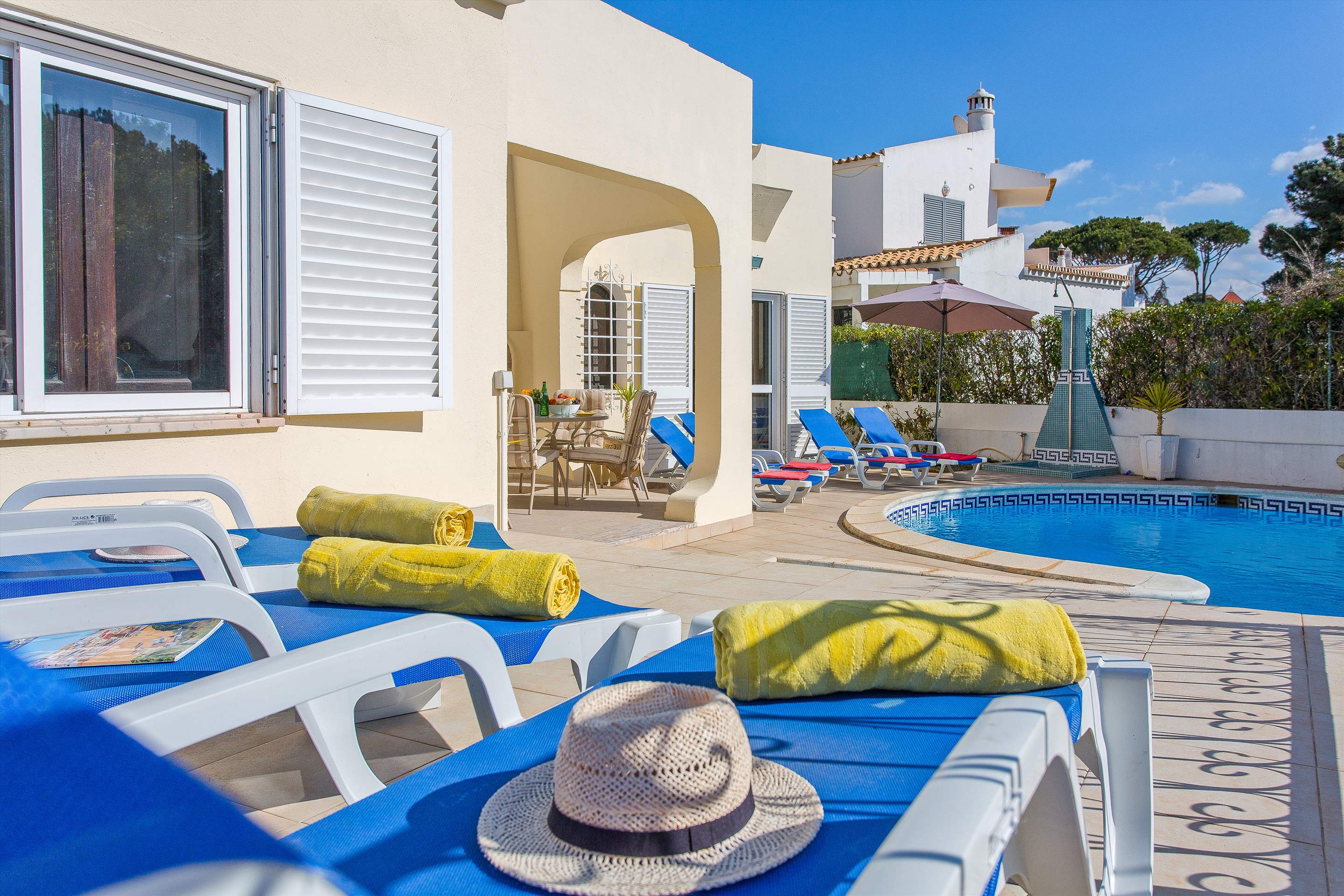 Villa Stephoss, 4 bedroom villa in Vilamoura Area, Algarve Photo #9