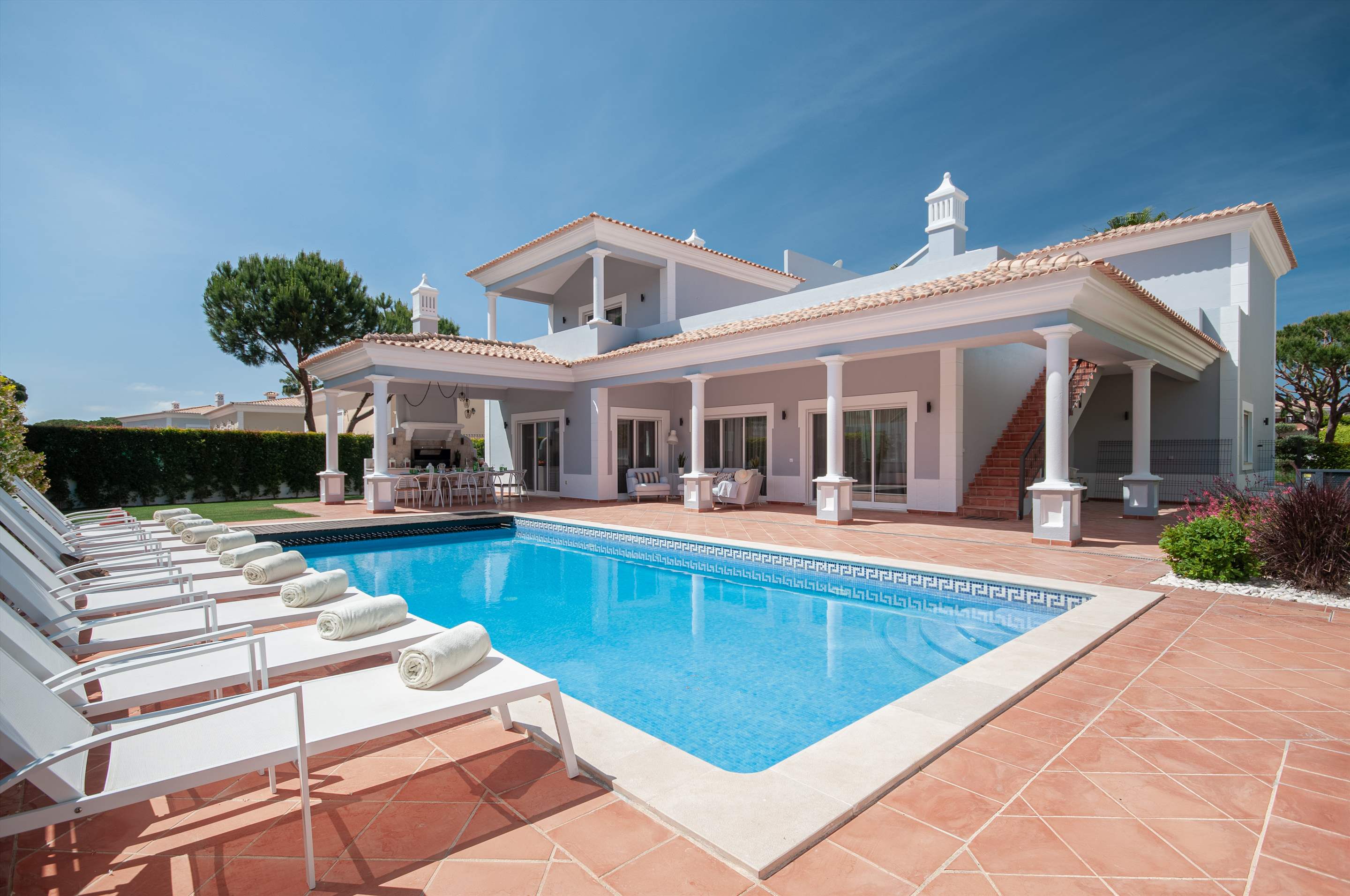 Villa Miro, 5 bedroom villa in Vale do Lobo, Algarve