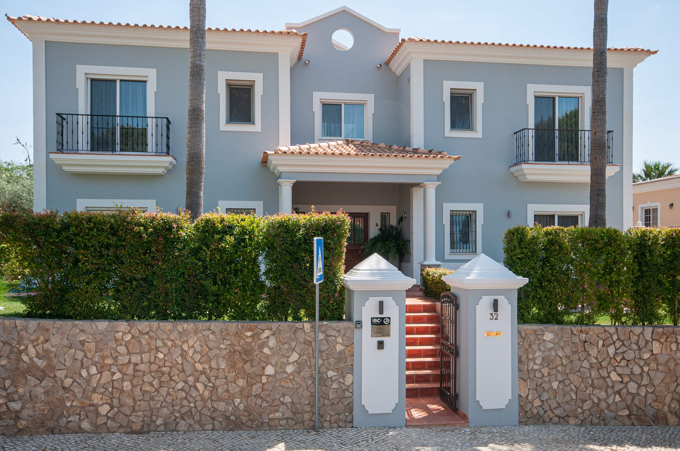 Villa Miro, 5 bedroom villa in Vale do Lobo, Algarve Photo #17