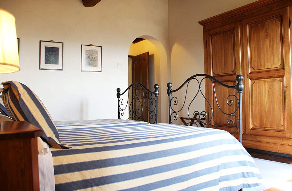 Apartment Colonna, 4 bedroom apartment in Chianti & Countryside, Tuscany Photo #15