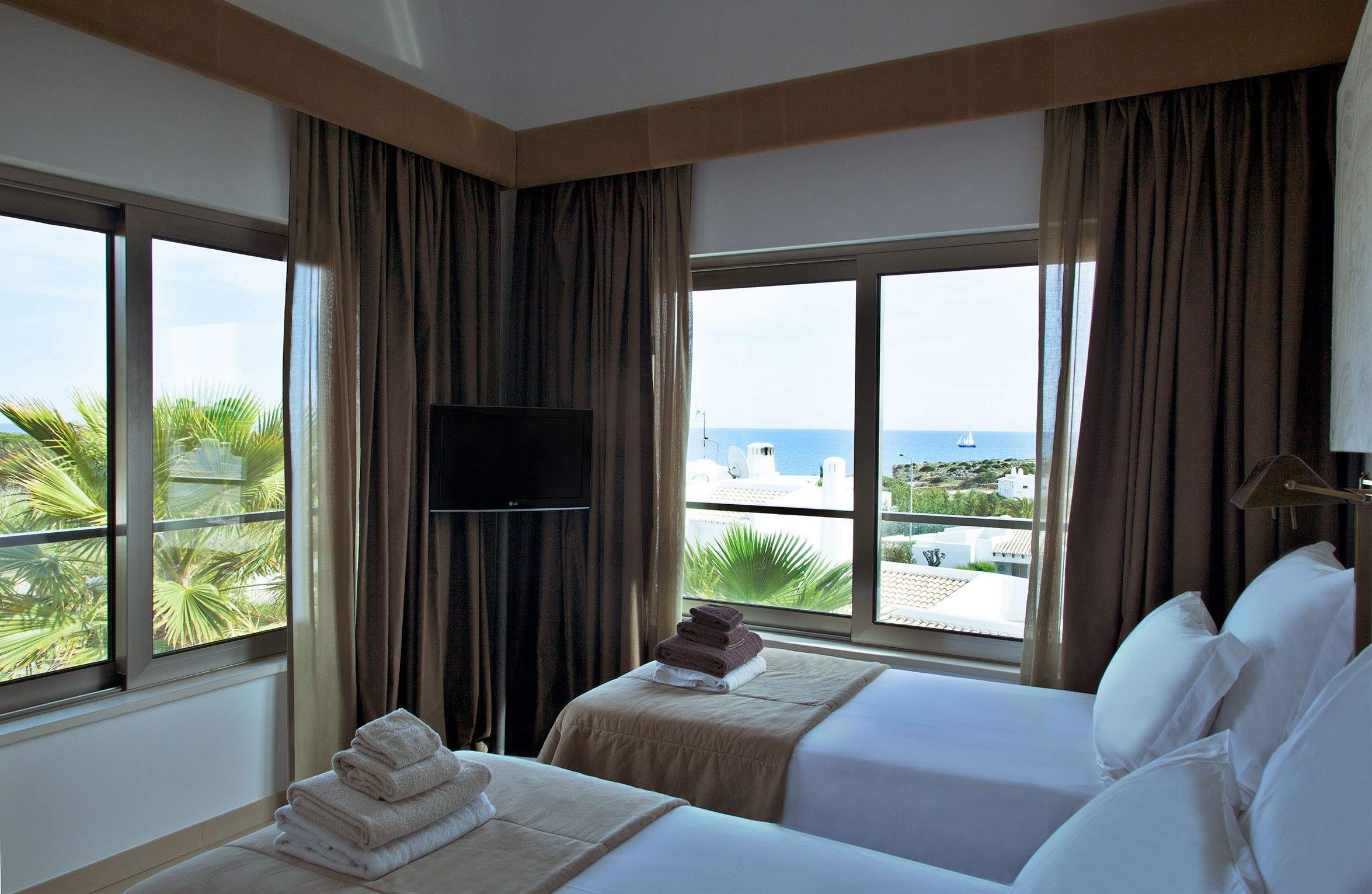 Sao Rafael Superior Villa (V3), 3 bedroom villa in Vidamar Resort, Algarve Photo #12