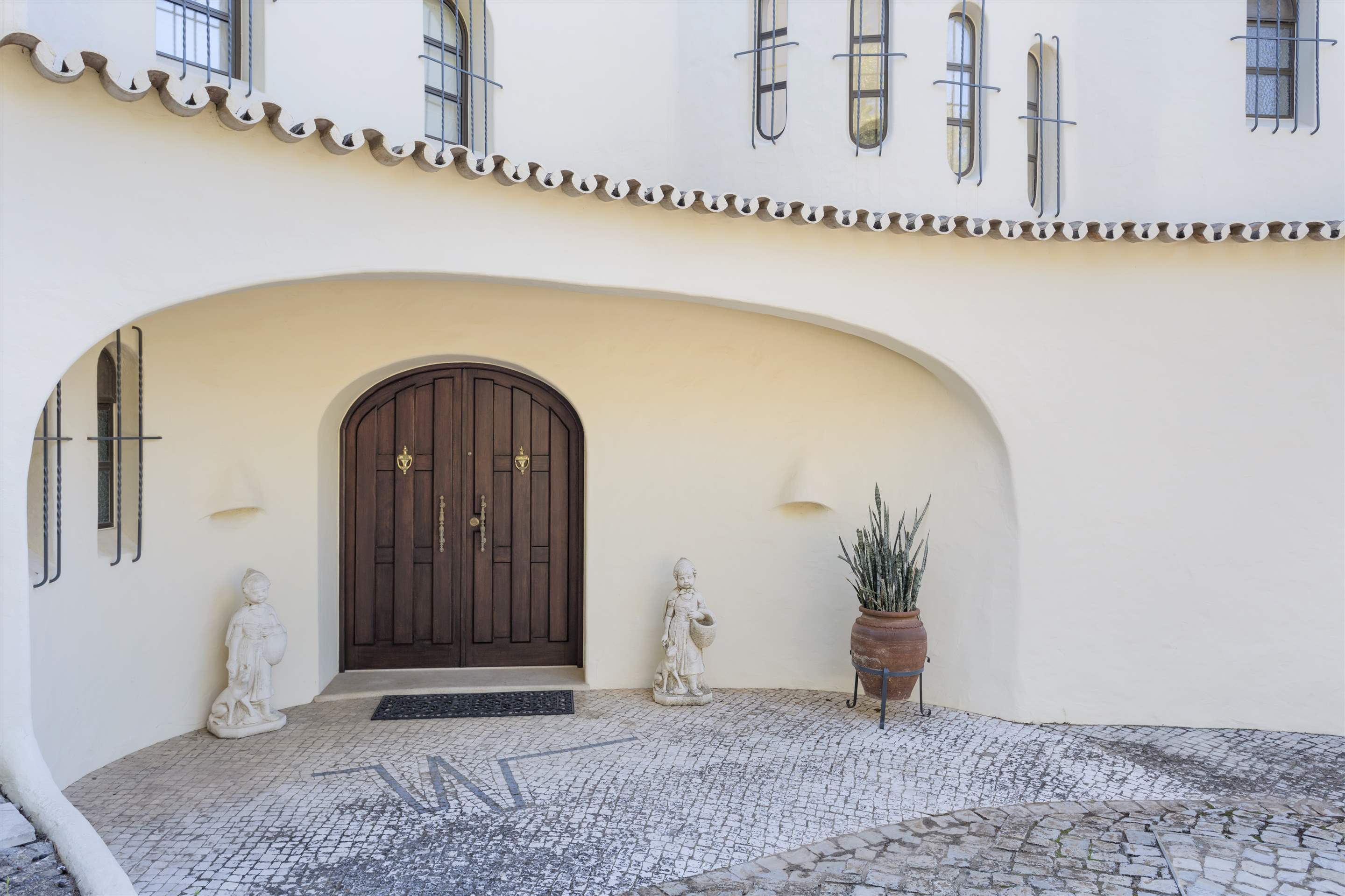 Casa Na Colina, 5 bedroom villa in Quinta do Lago, Algarve Photo #13