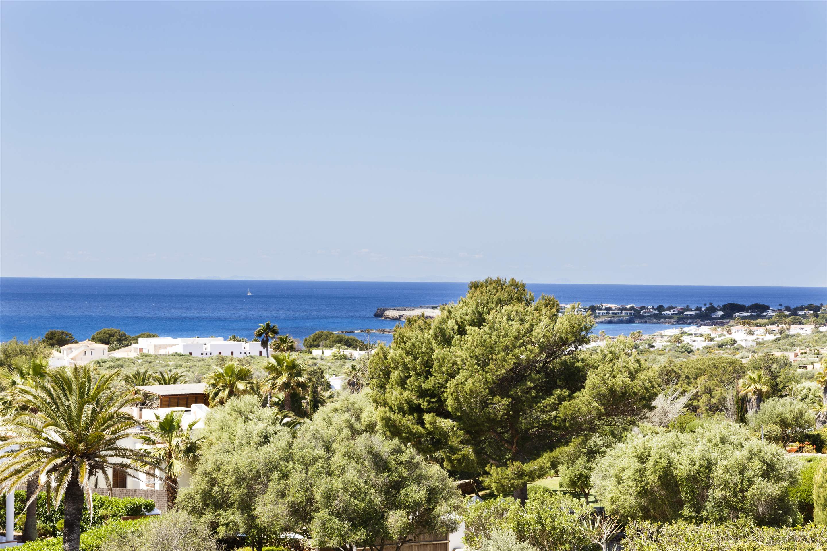 Binibeca Hills , 5 bedroom, 5 bedroom villa in Mahon, San Luis & South East, Menorca Photo #27