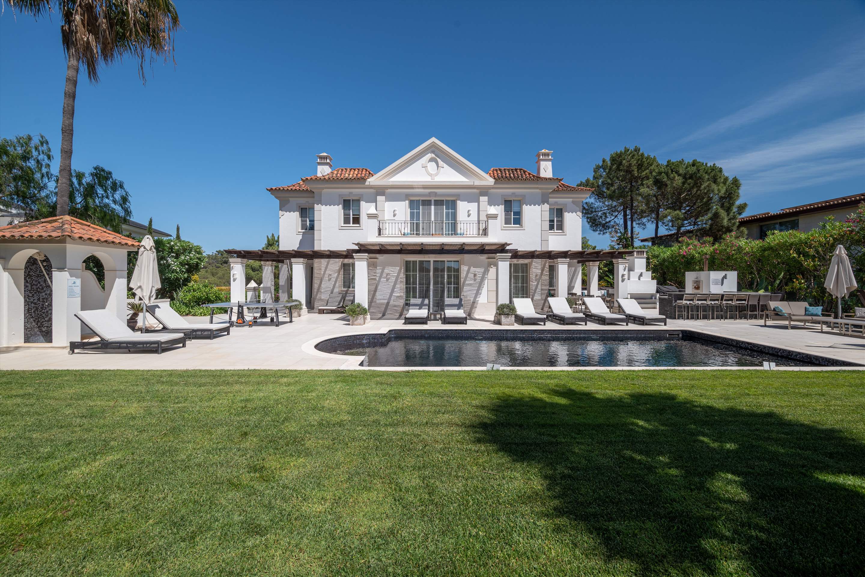 Villa Lavanda, 5 bedroom villa in Quinta do Lago, Algarve Photo #1