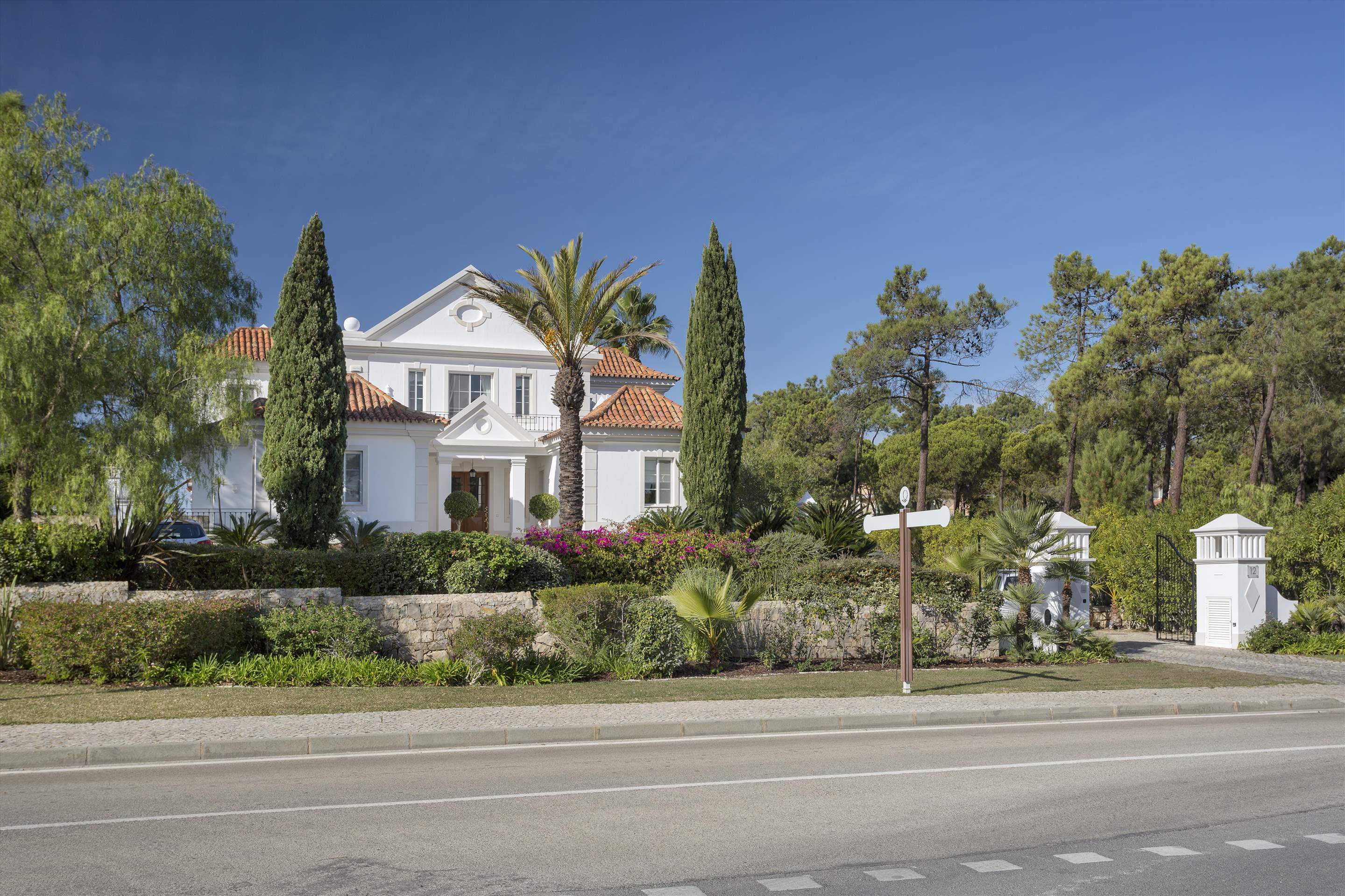 Villa Lavanda, 5 bedroom villa in Quinta do Lago, Algarve Photo #9