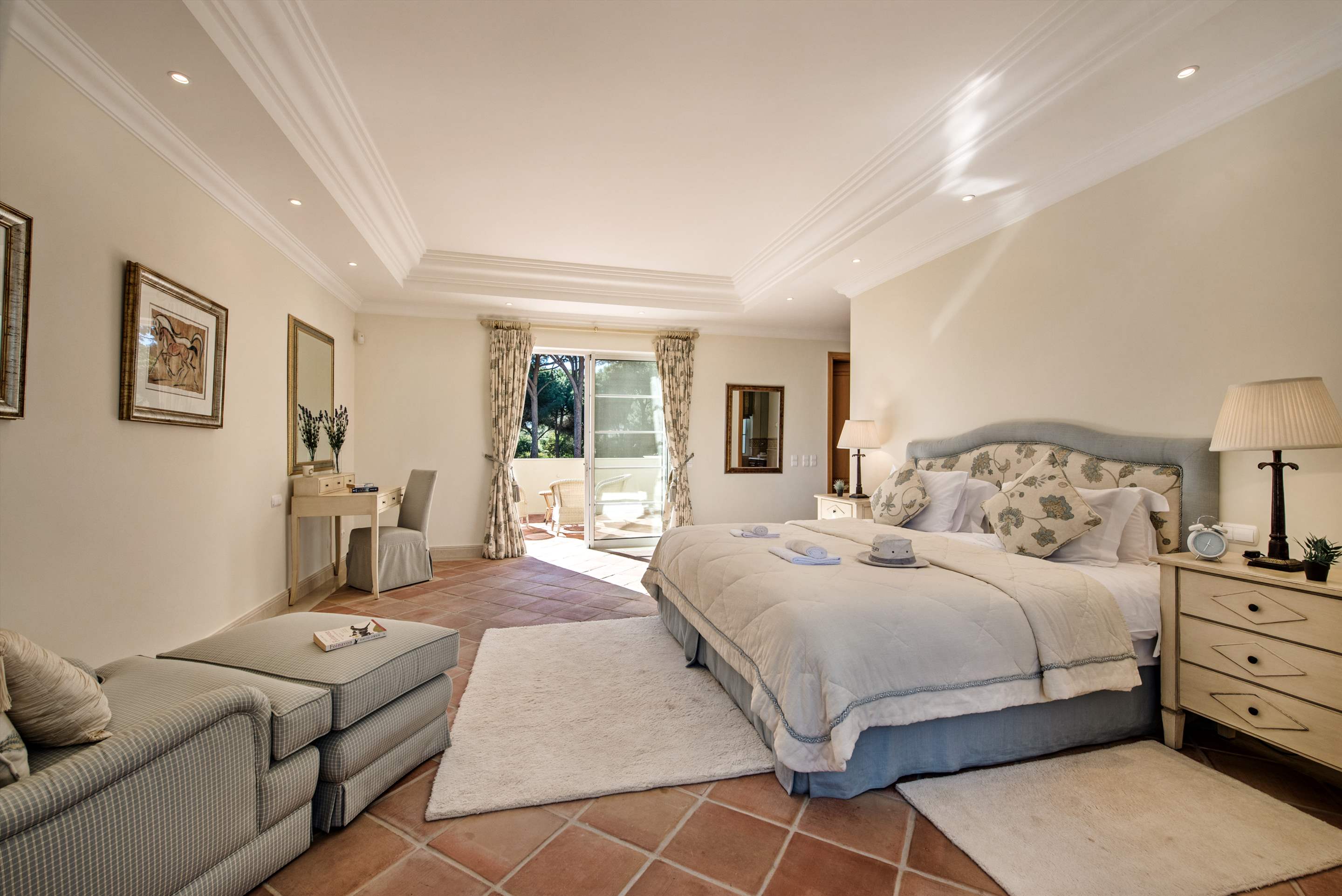 Villa Tejo, 4 bedroom villa in Quinta do Lago, Algarve Photo #19