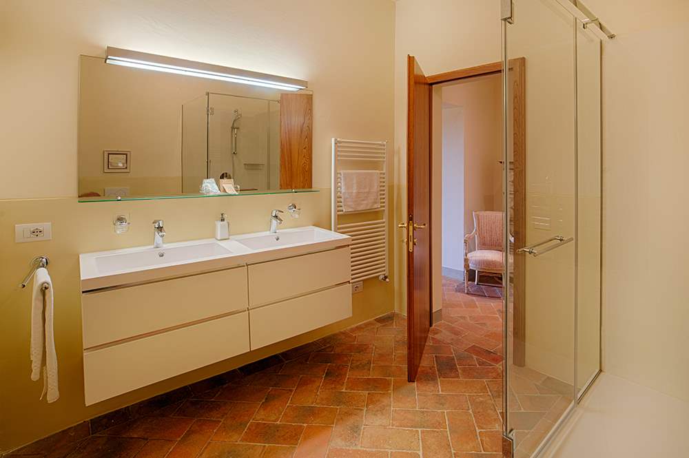 Villa La Valetta, Hotel Bedroom 2 persons - Suite A, 1 bedroom villa in Chianti & Countryside, Tuscany Photo #11