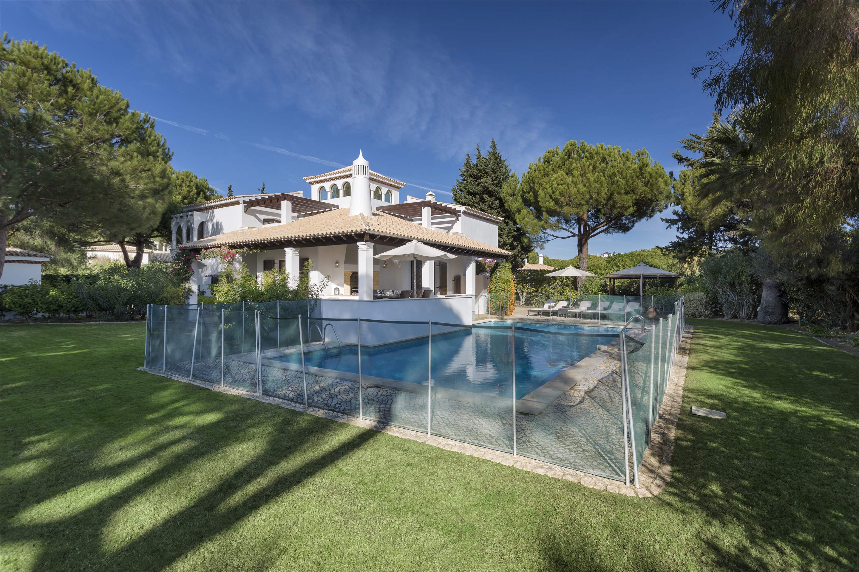 Pine Cliffs Villa Birdie, 4 bedroom villa in Pine Cliffs Resort, Algarve Photo #9