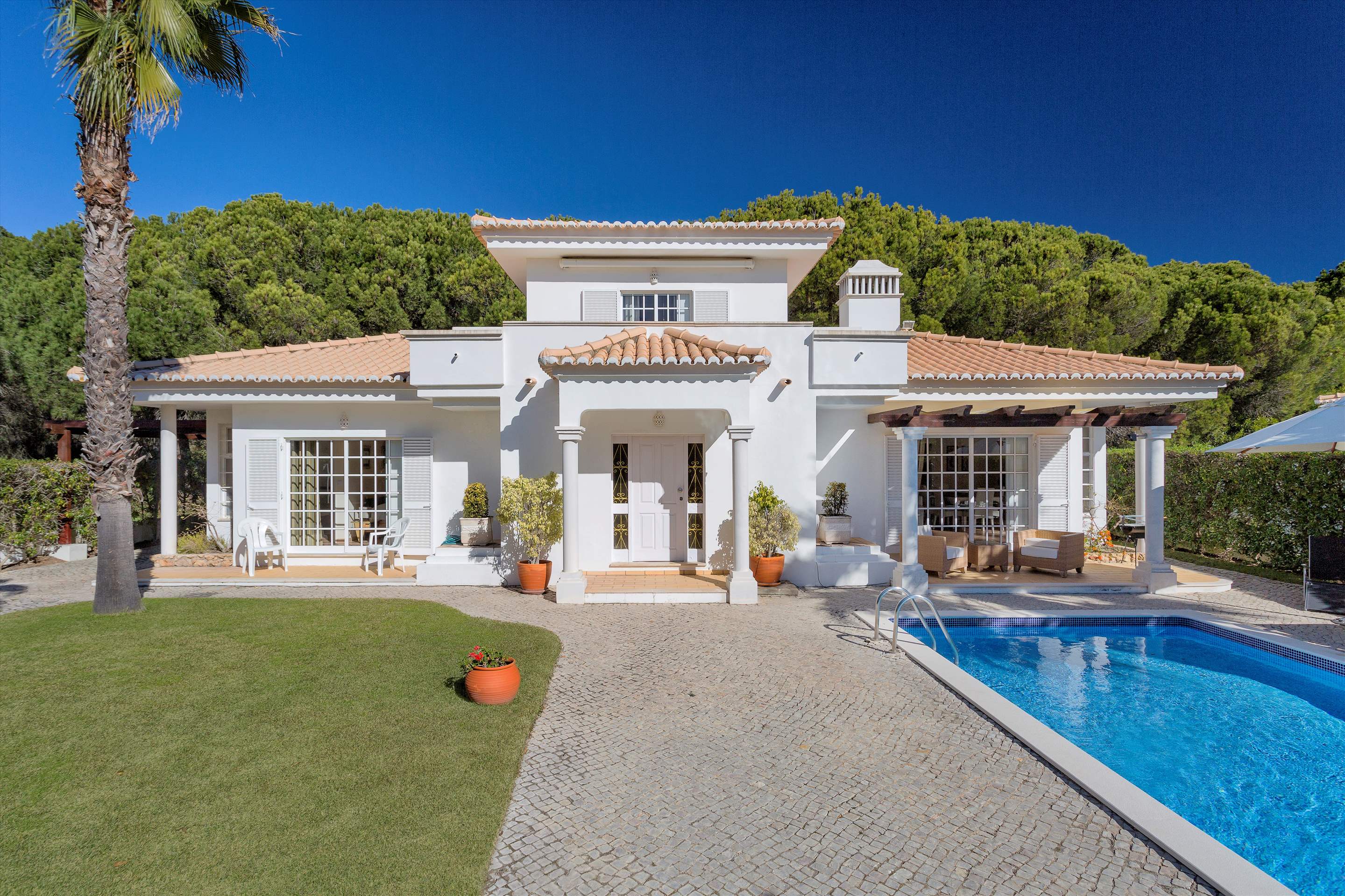 Villa Robina, 3 bedroom villa in Vale do Lobo, Algarve Photo #1