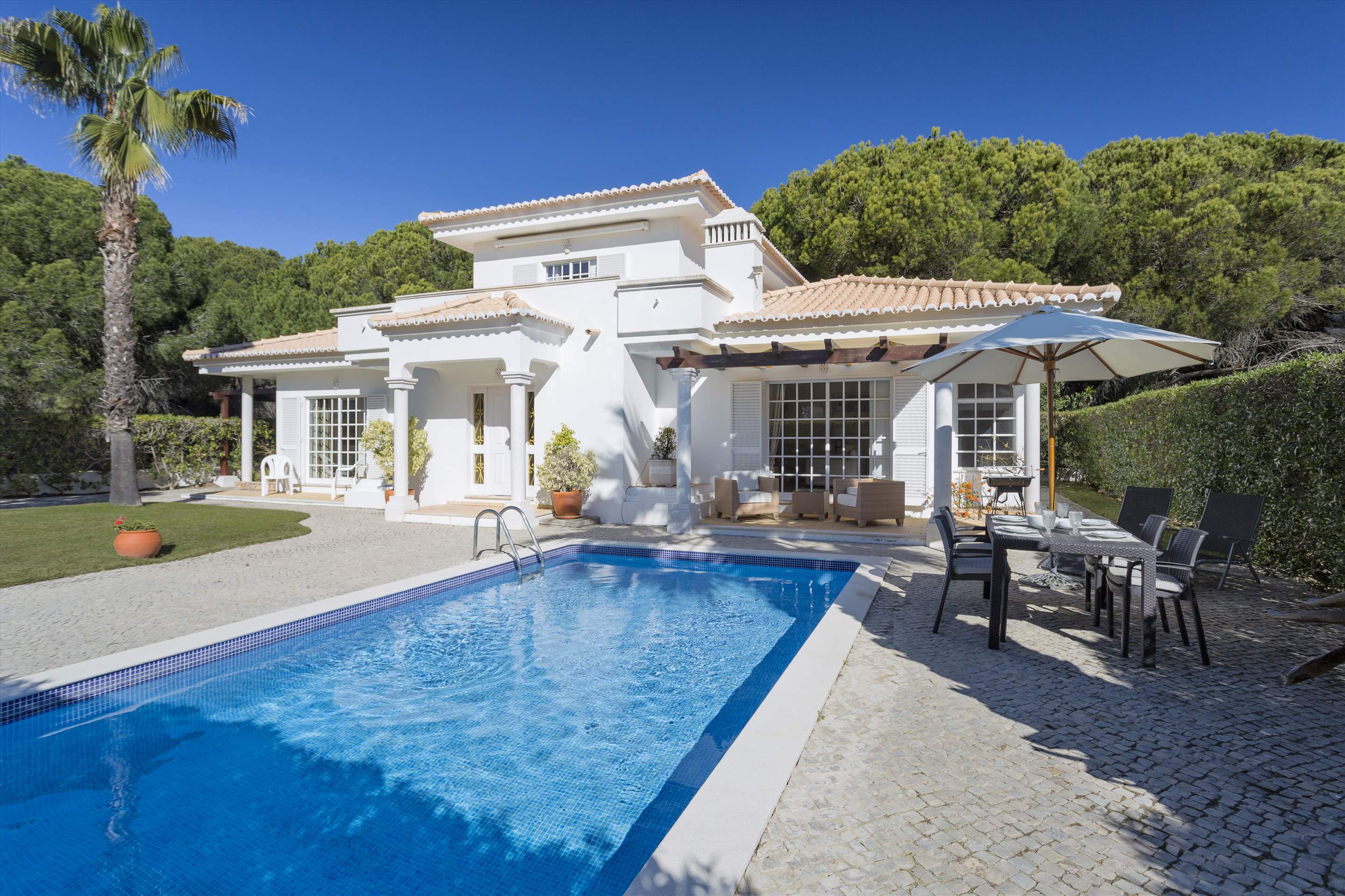 Villa Robina, 3 bedroom villa in Vale do Lobo, Algarve Photo #14