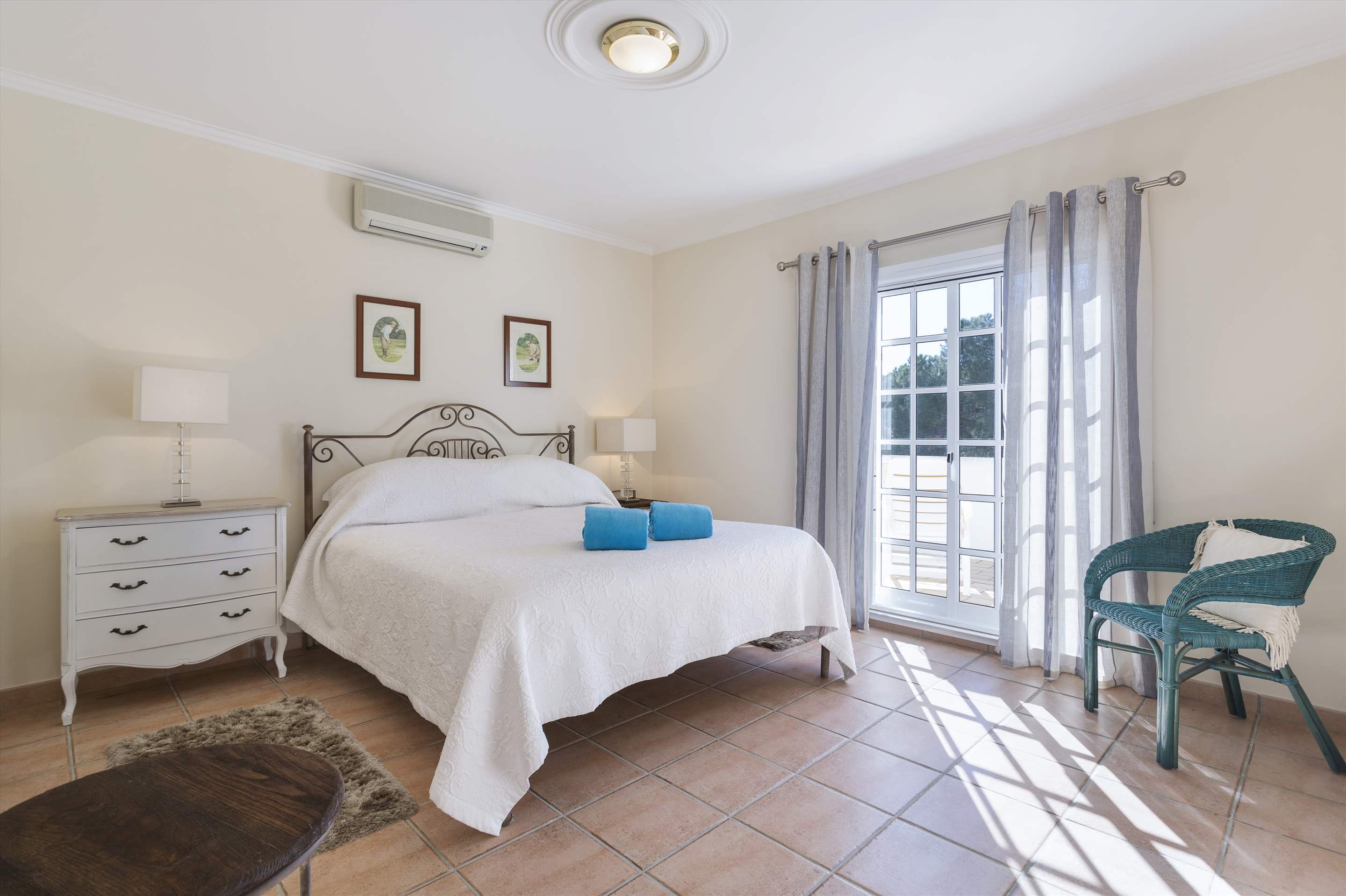 Villa Robina, 3 bedroom villa in Vale do Lobo, Algarve Photo #7