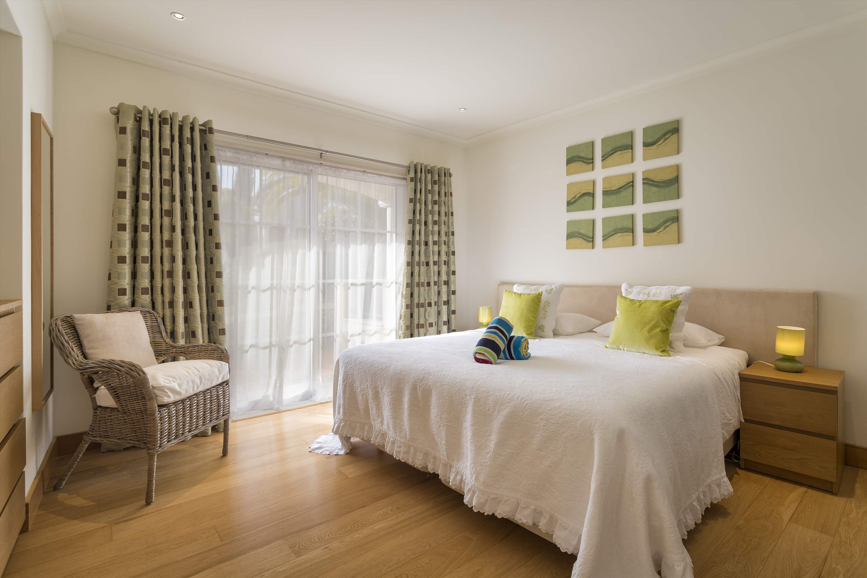 Three Bed Duplex Apartment, 3 bedroom apartment in Vilamoura Area, Algarve Photo #11