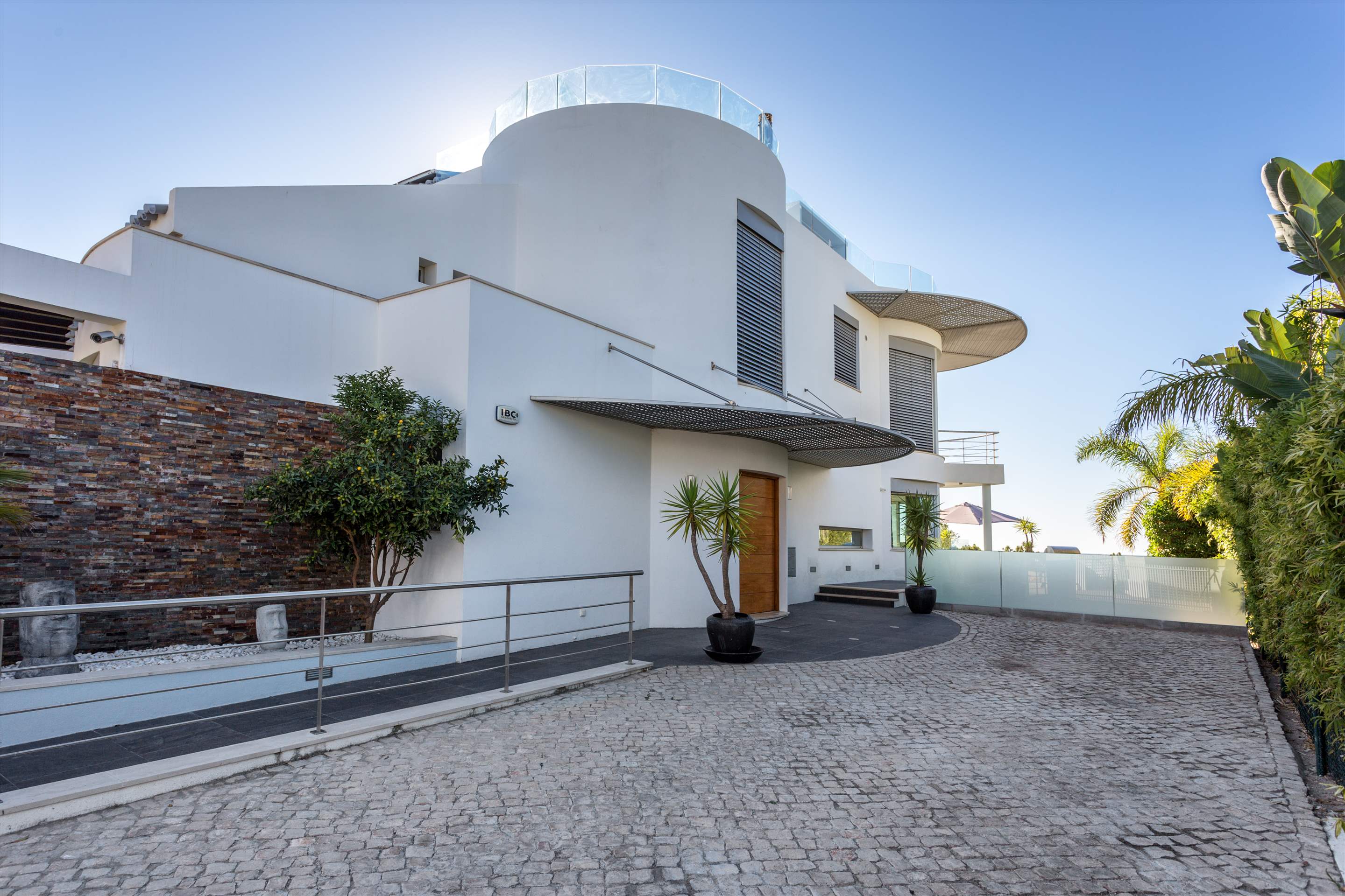 Villa Croesa, 5 bedroom villa in Vale do Lobo, Algarve Photo #43