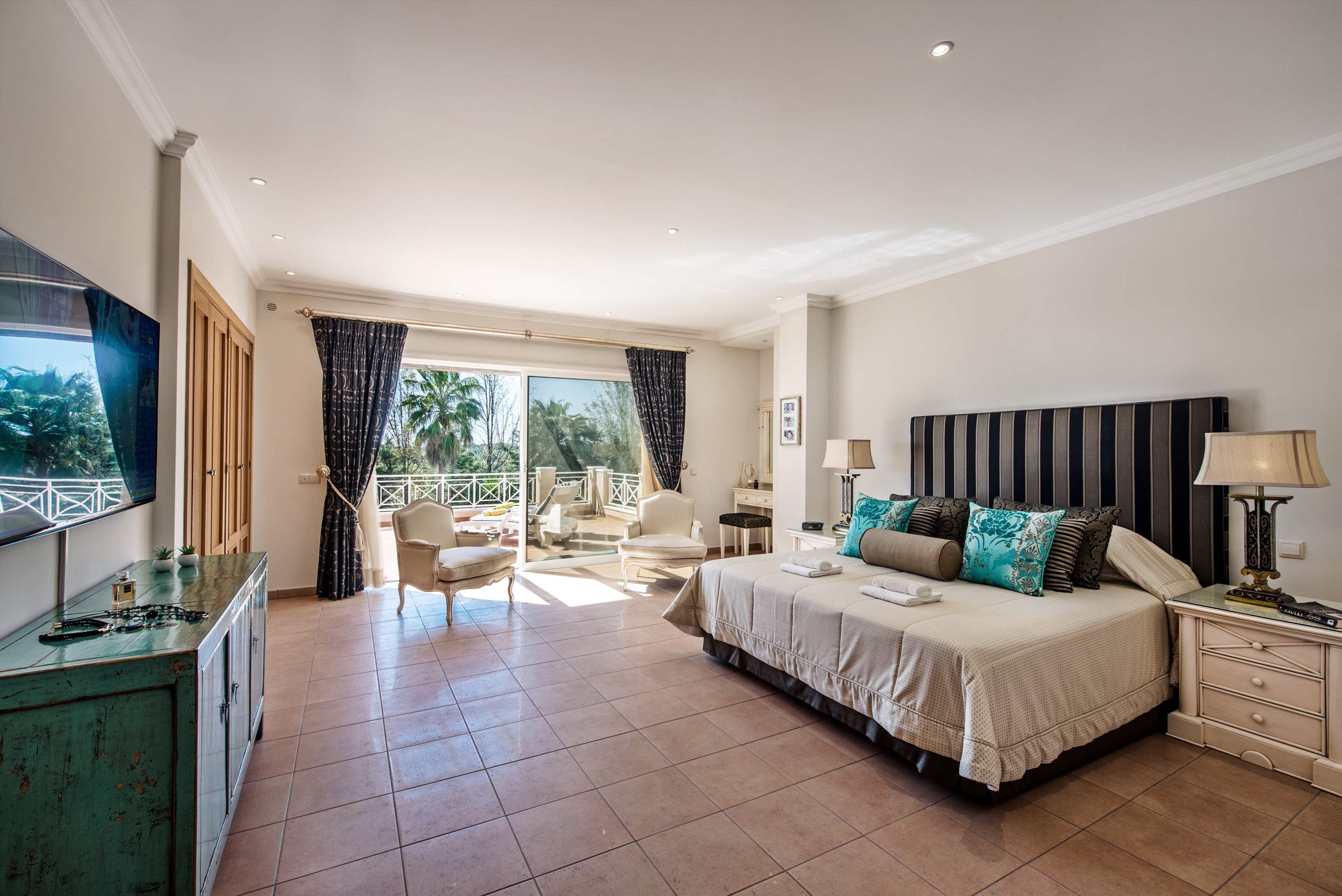 Quinta do Sol, 4 bedroom villa in Quinta do Lago, Algarve Photo #30