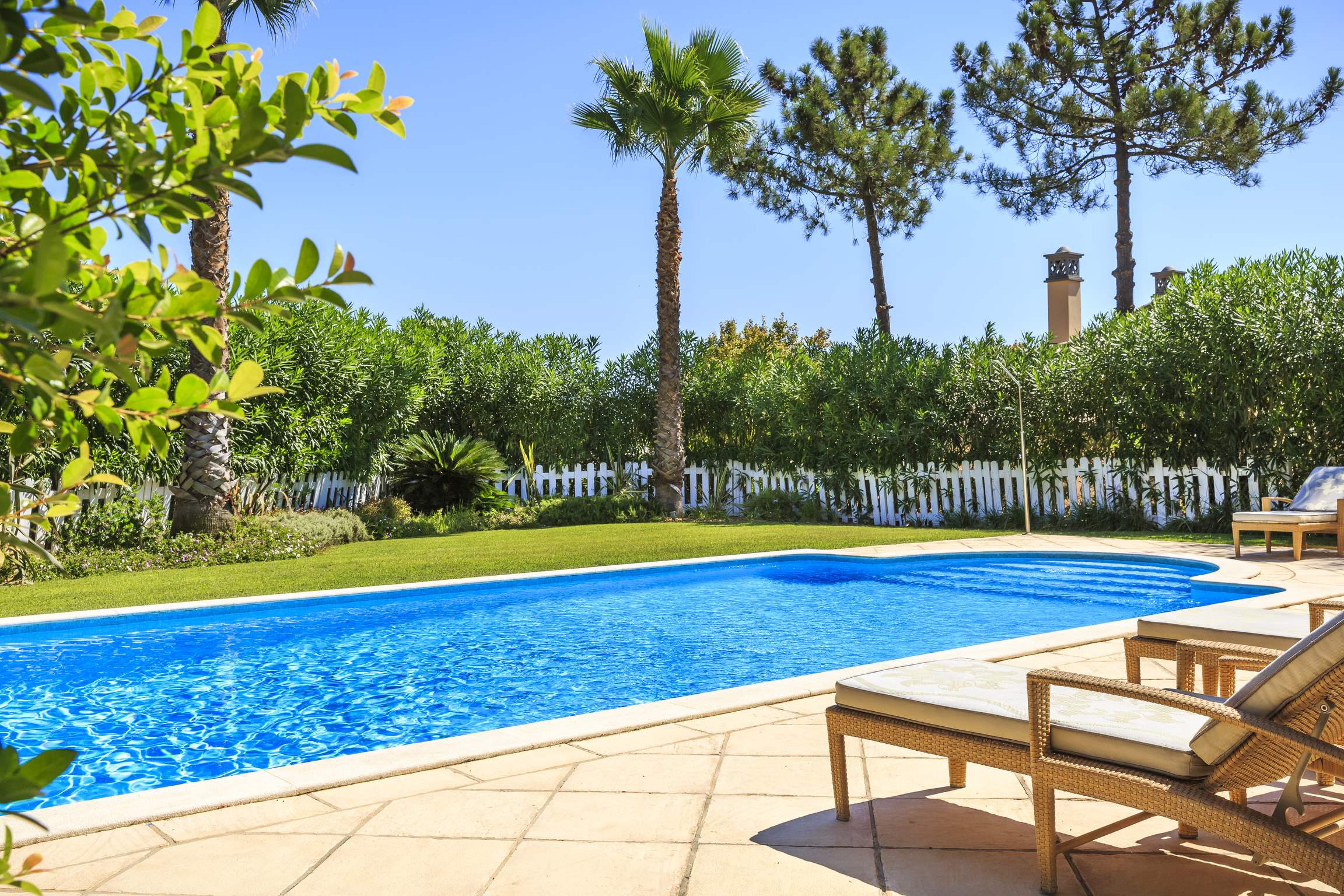 Villa Ladeira, 6 bedroom villa in Quinta do Lago, Algarve Photo #2