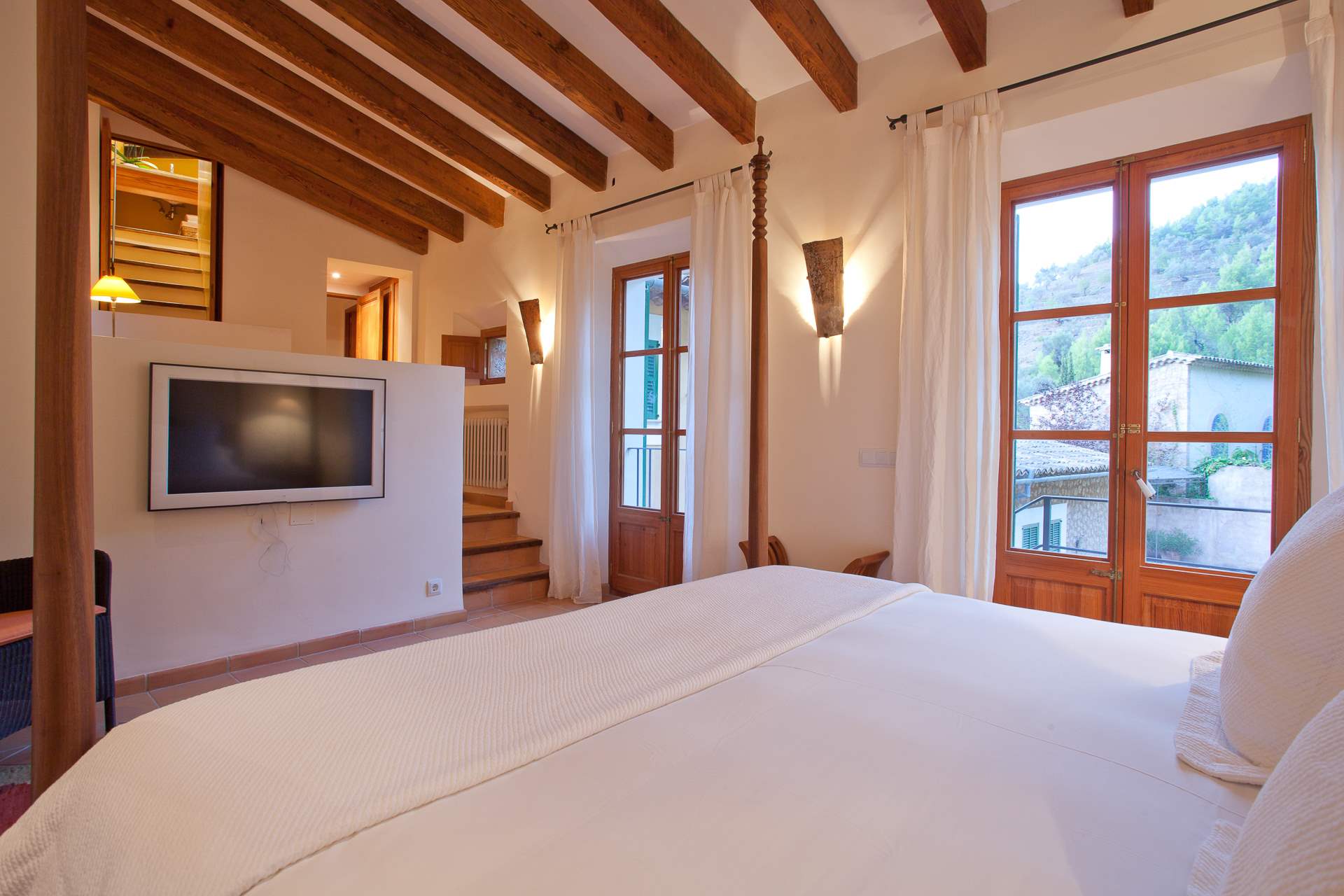 Sa Tanca, 4 Bedroom Rental, 4 bedroom villa in Soller & Deia, Majorca Photo #27