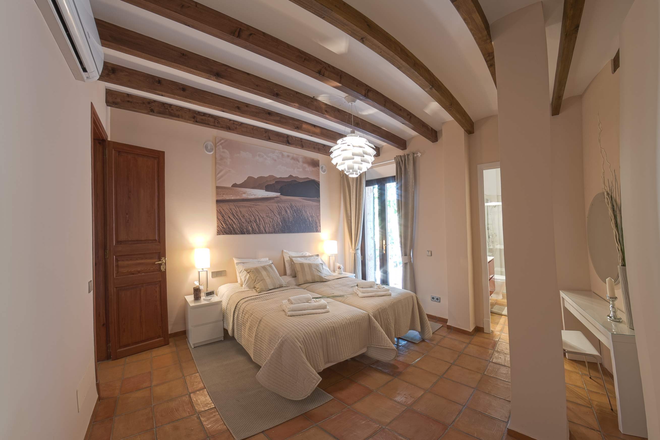 Can Verde, 4 bedroom villa in Soller & Deia, Majorca Photo #16