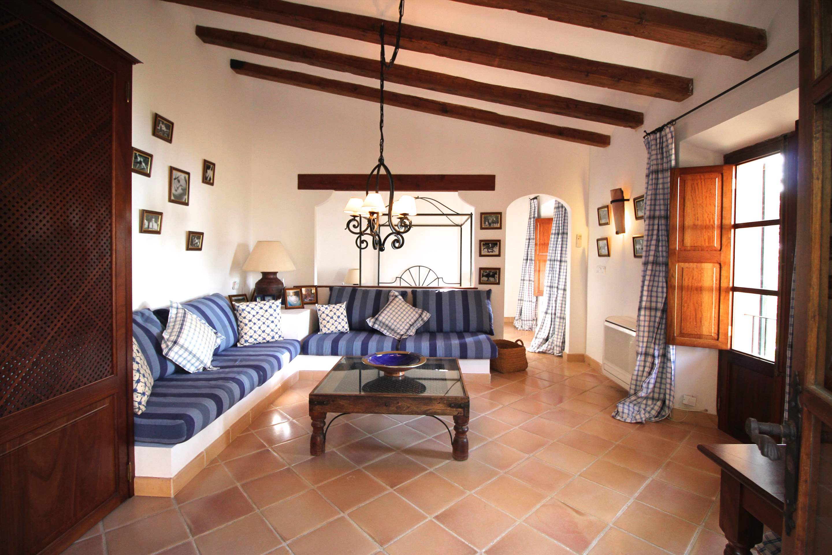 Can Winando, 4 Bedroom Rental, 4 bedroom villa in Soller & Deia, Majorca Photo #12