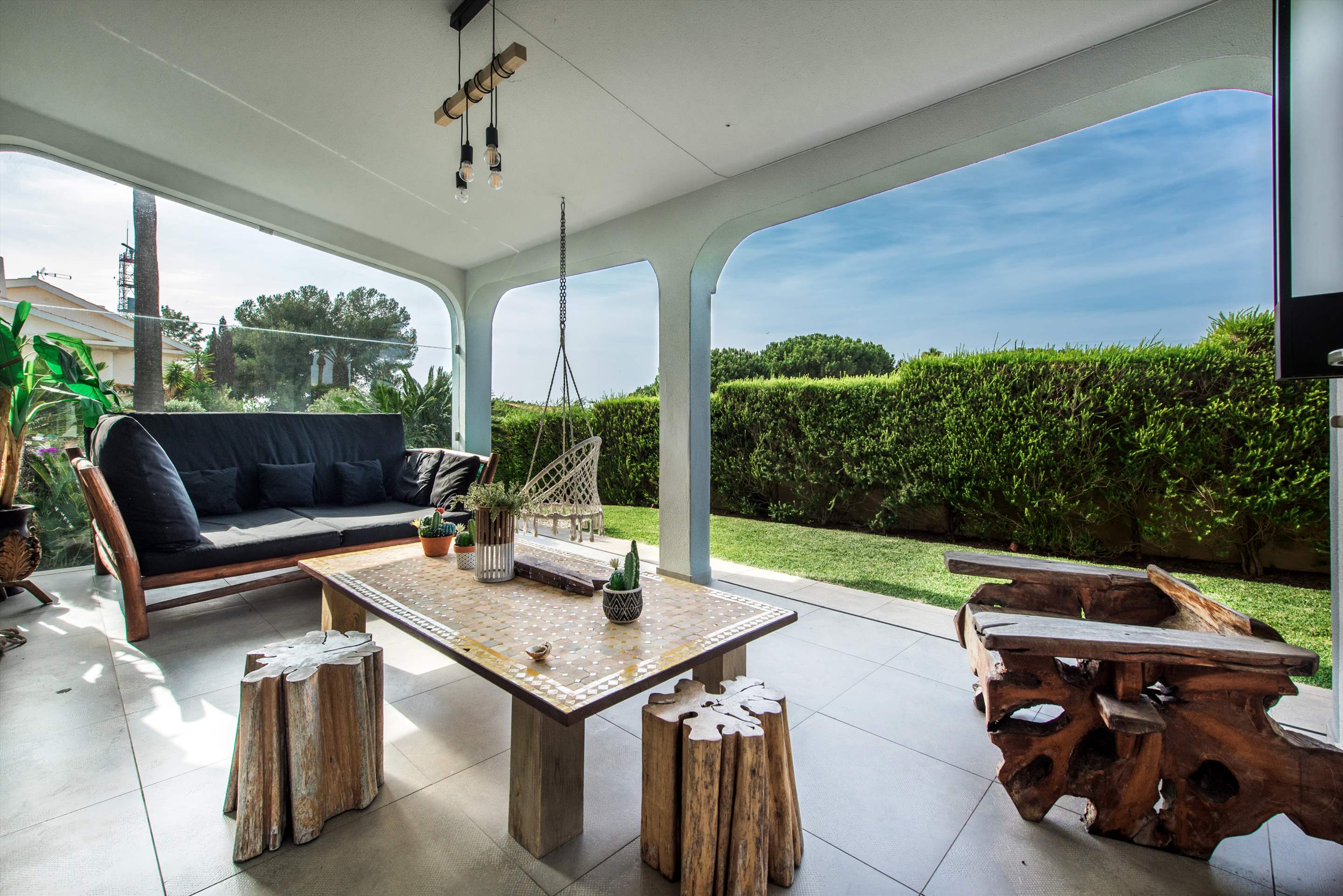 Villa Cesar, 6 bedroom villa in Gale, Vale da Parra and Guia, Algarve Photo #4