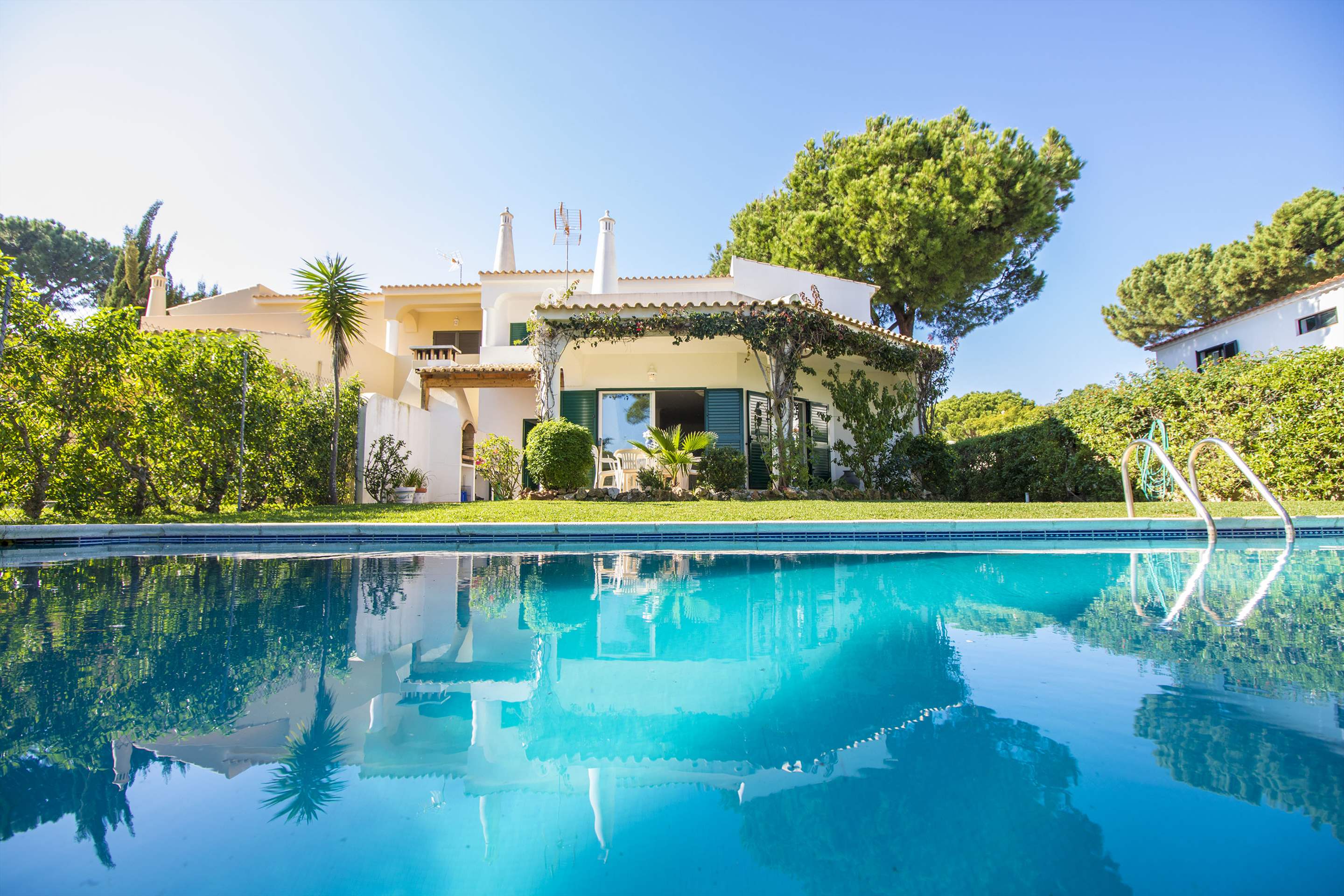 Villa Clara in Vilamoura, 4 bedroom villa in Vilamoura Area, Algarve Photo #15