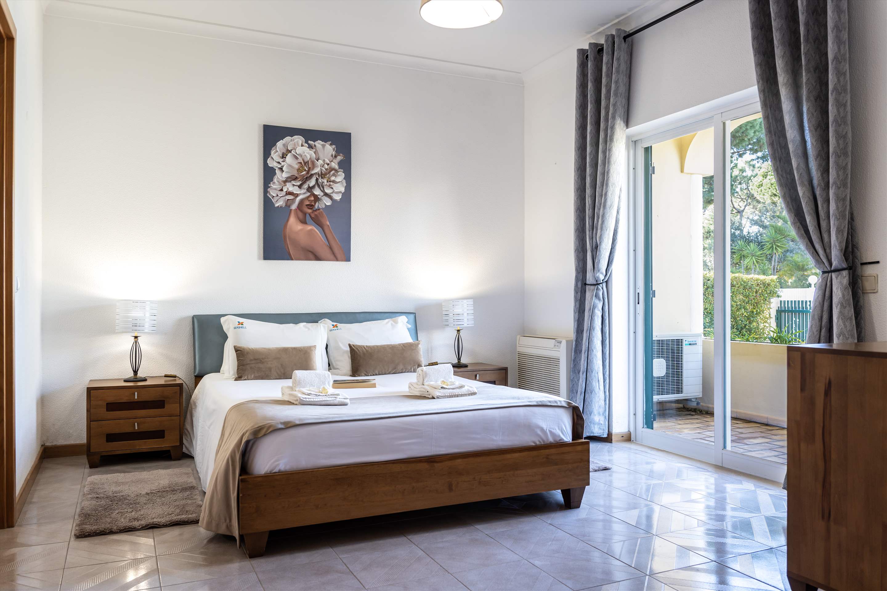 Villa Clara, 4 bedroom villa in Vilamoura Area, Algarve Photo #17