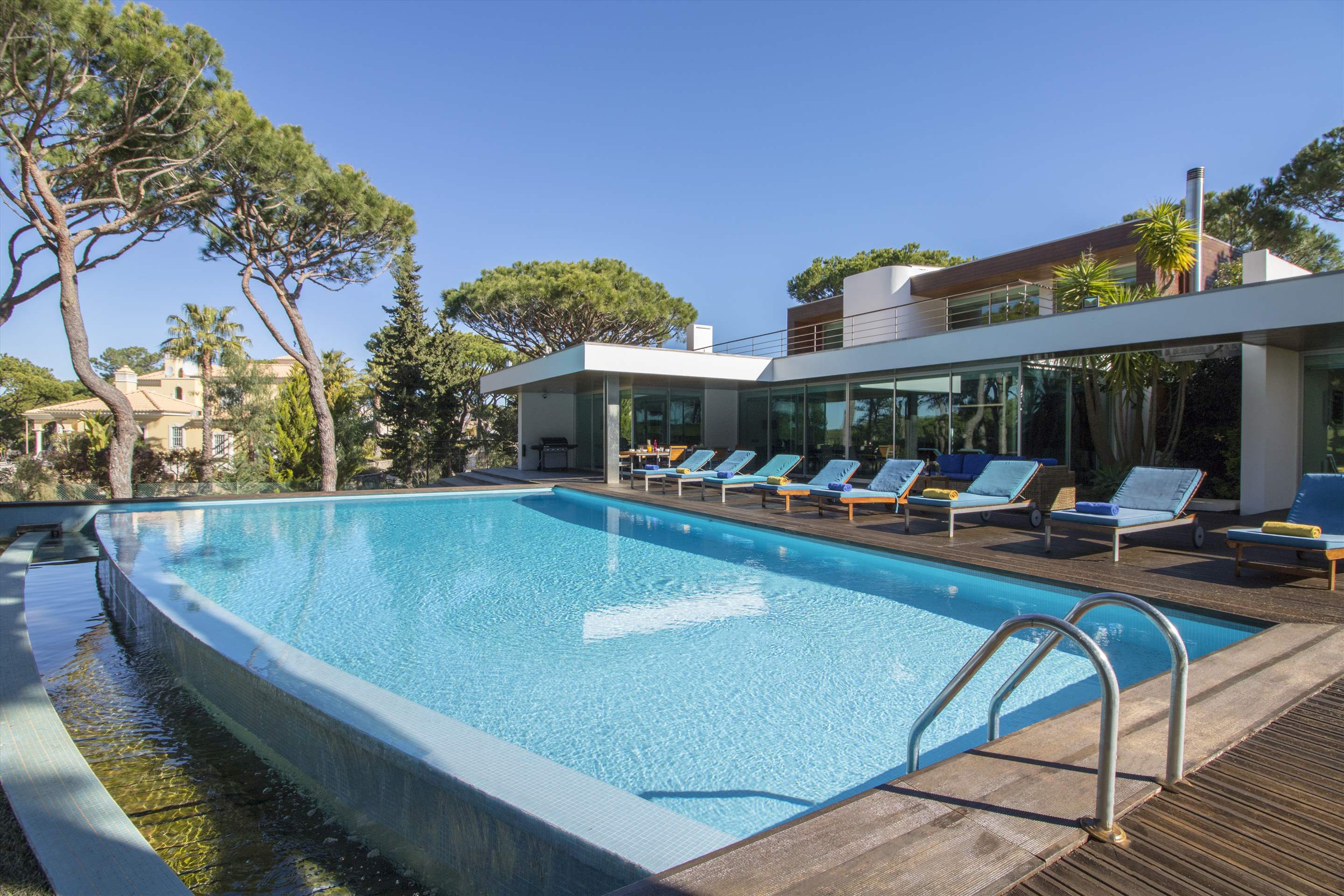 Villa Golf, 5 bedroom villa in Vilamoura Area, Algarve Photo #12