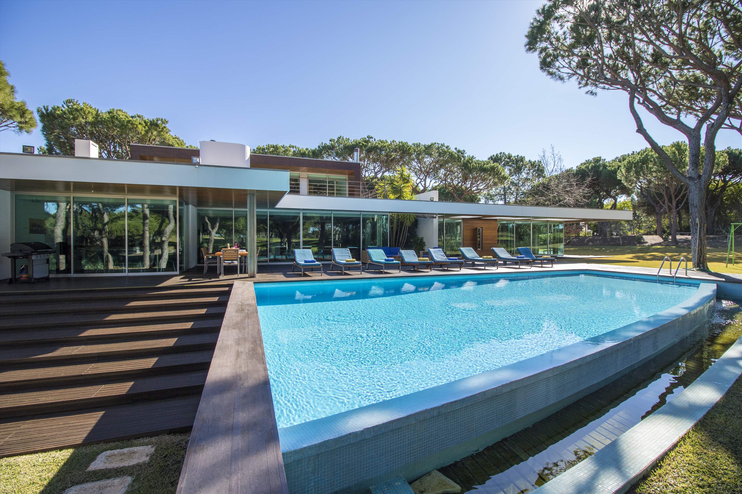 Villa Golf, 5 bedroom villa in Vilamoura Area, Algarve Photo #13