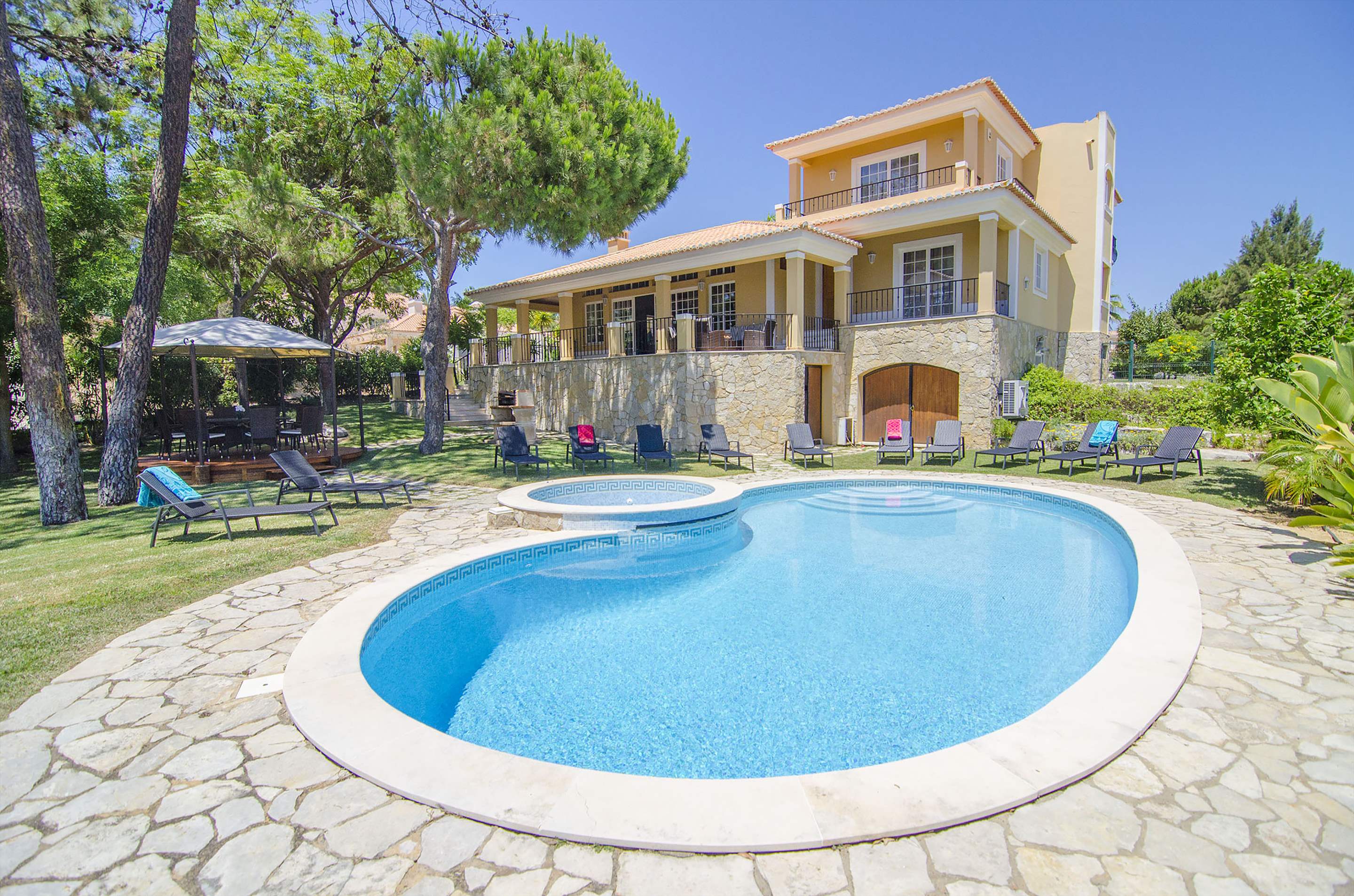Casa Lira, 6 bedroom villa in Quinta do Lago, Algarve