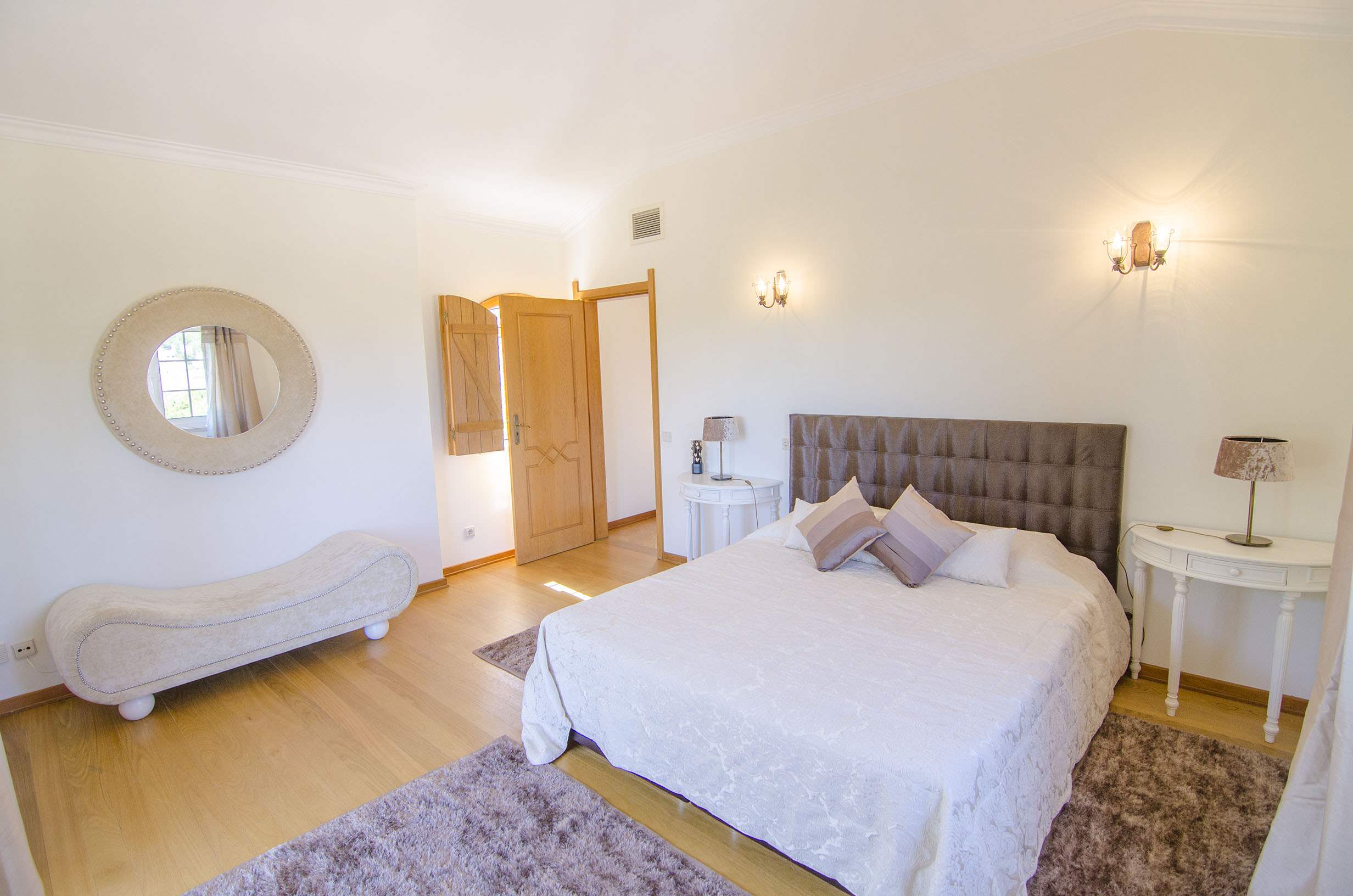 Casa Lira, 6 bedroom villa in Quinta do Lago, Algarve Photo #11