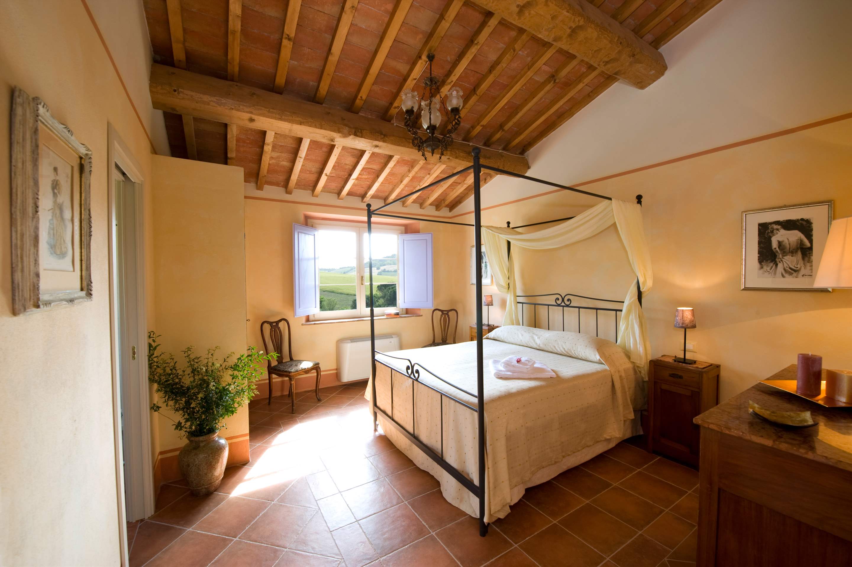 Villa Viola, 6 bedroom villa in Tuscany Coast, Tuscany Photo #23