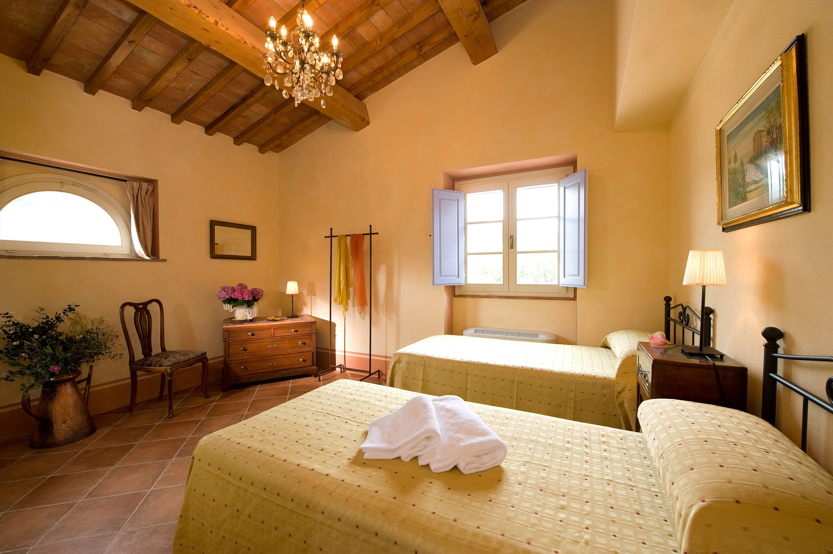 Villa Viola, 6 bedroom villa in Tuscany Coast, Tuscany Photo #26