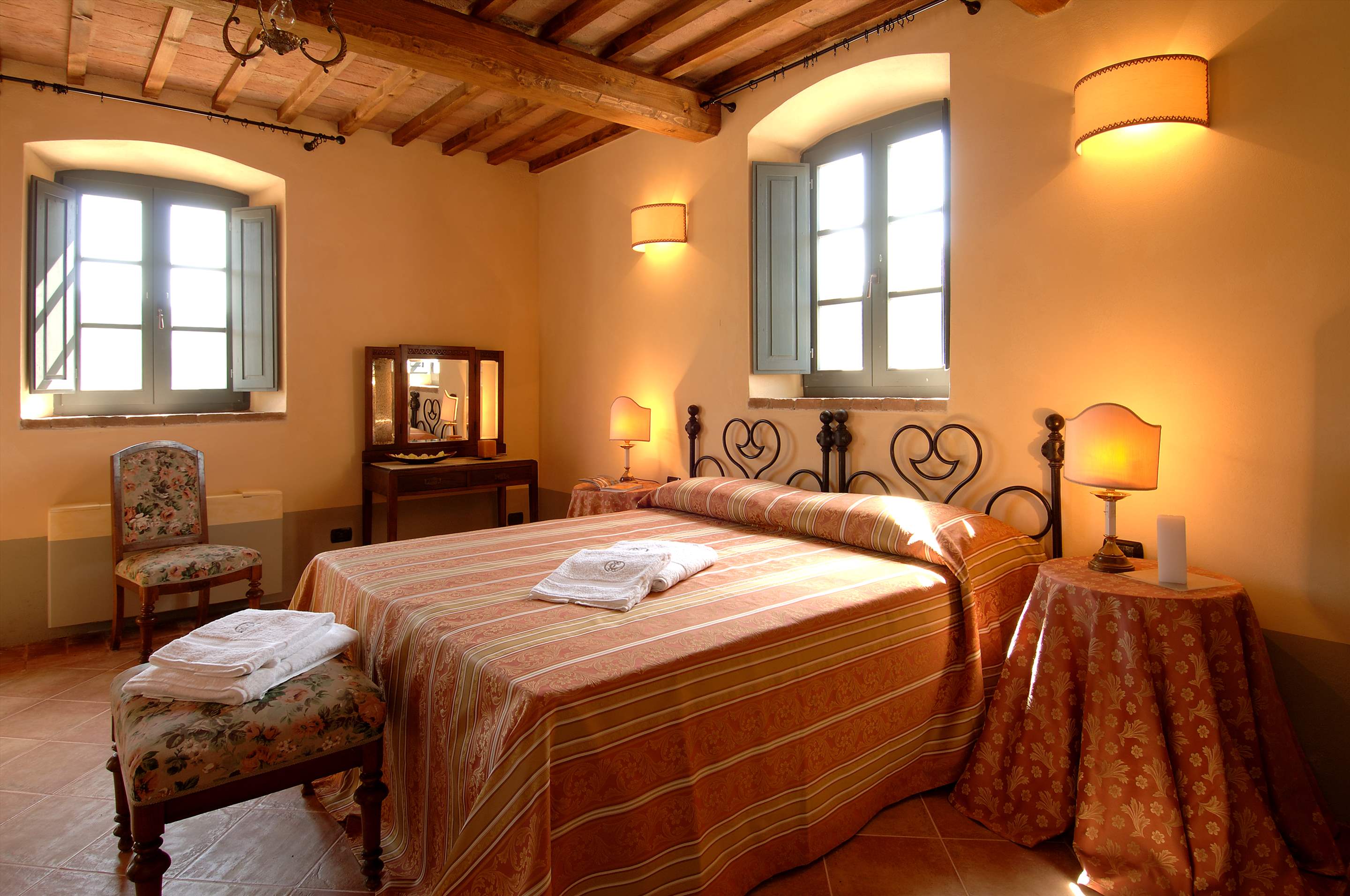 Villa Di Vigne, 6 bedroom villa in Tuscany Coast, Tuscany Photo #12