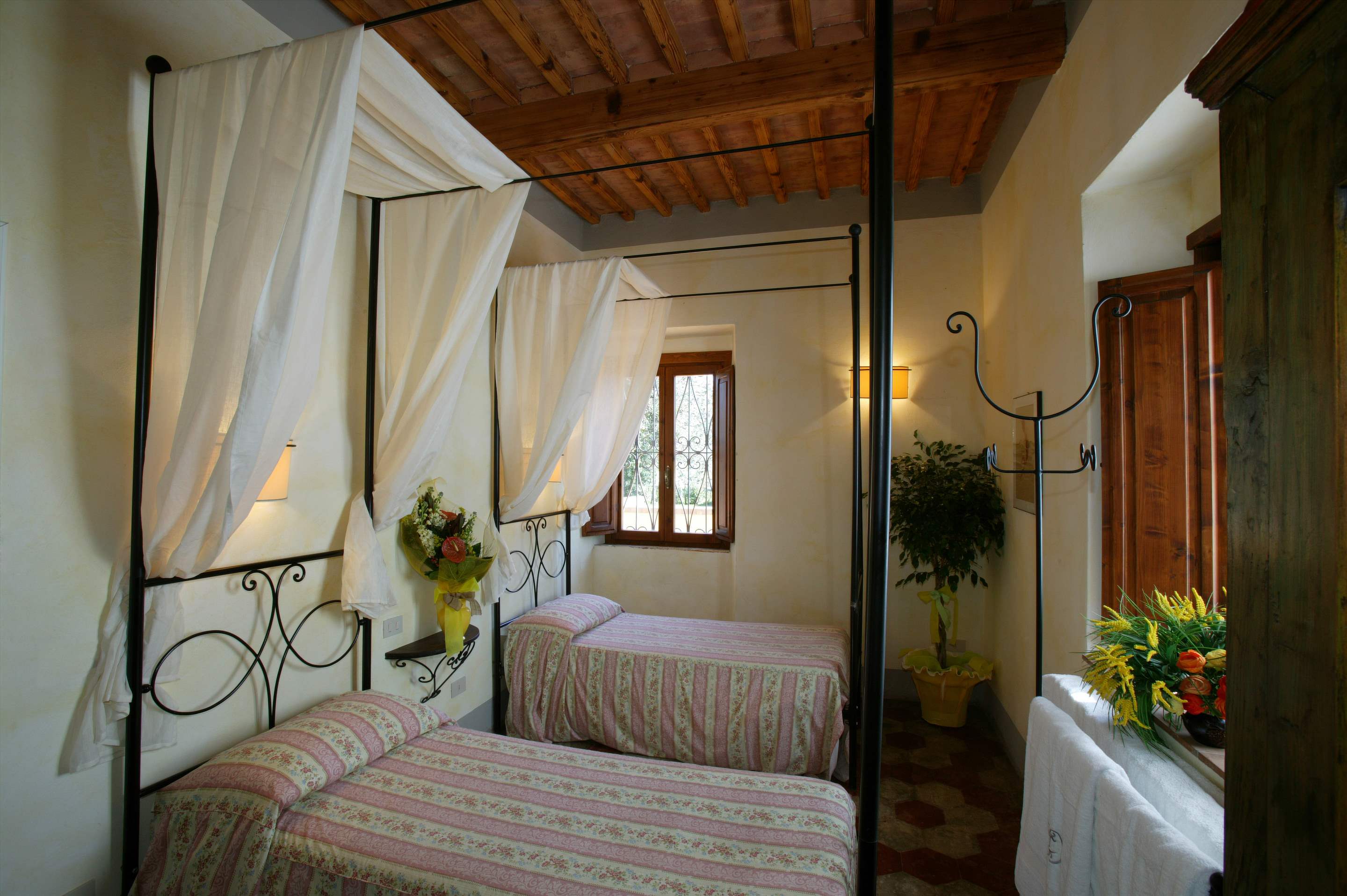 Villa Di Archi & Dependance, 9 bedroom villa in Tuscany Coast, Tuscany Photo #21