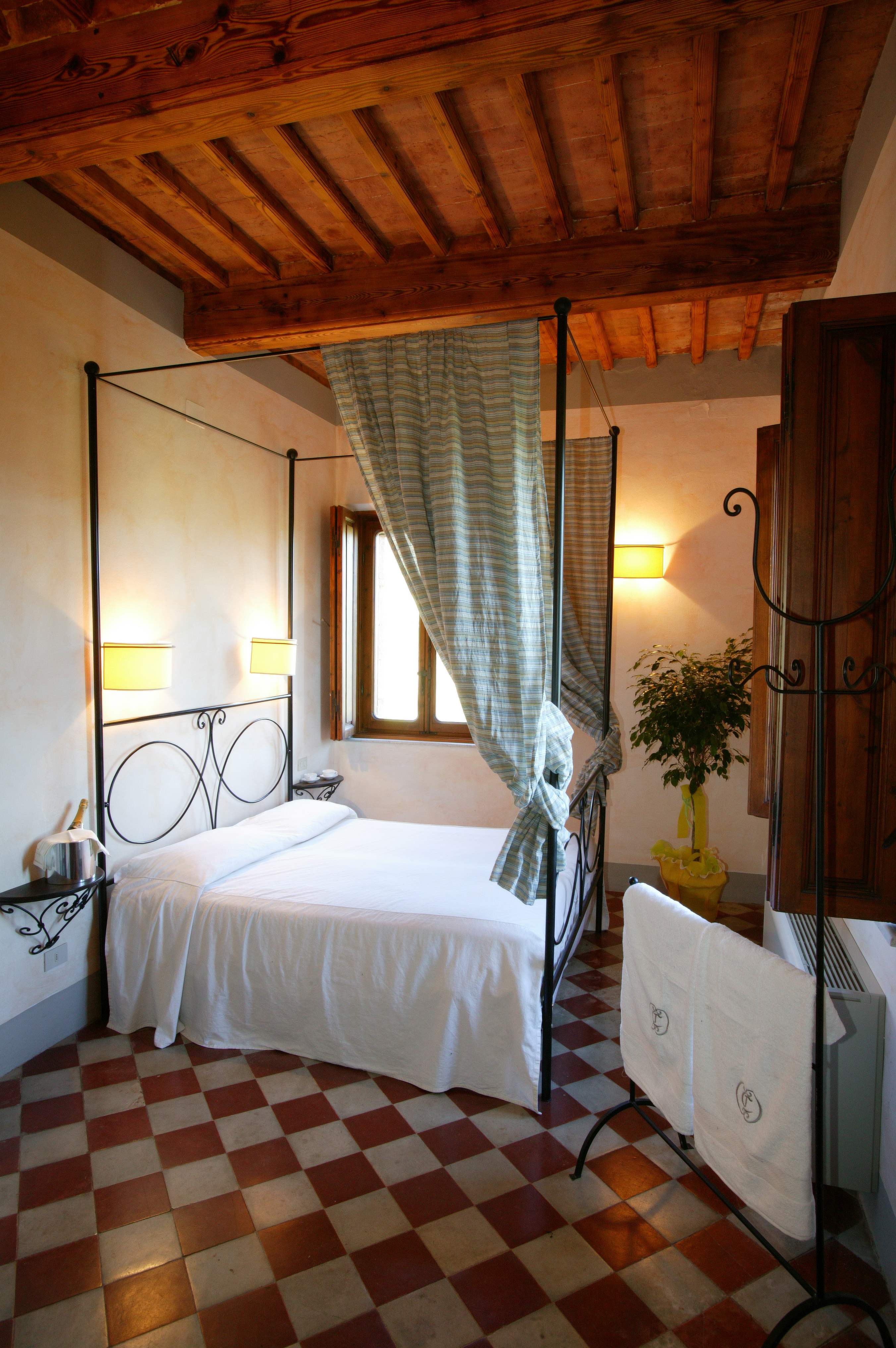 Villa Di Archi & Dependance, 9 bedroom villa in Tuscany Coast, Tuscany Photo #24